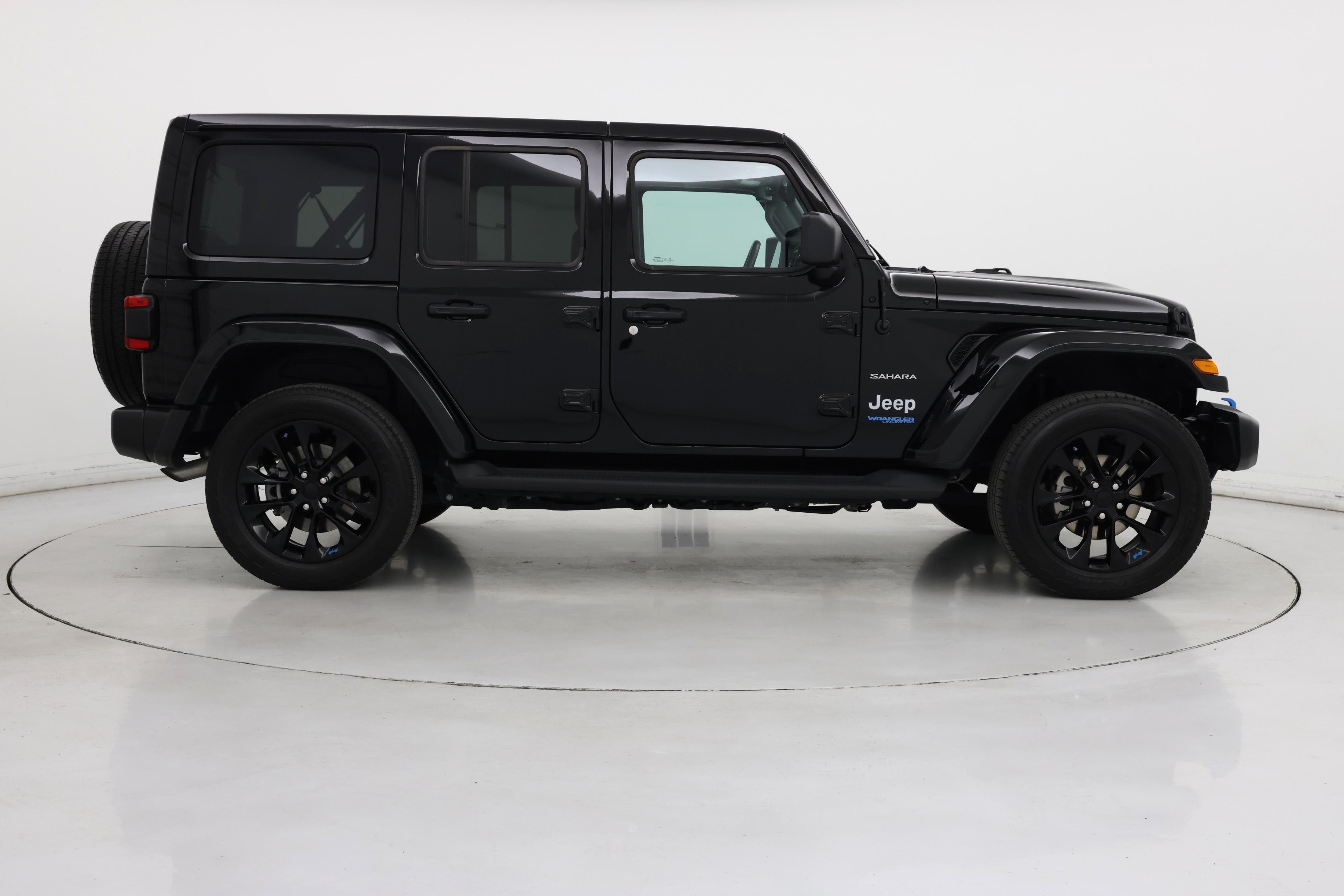 Thumbnail: 2022 Jeep Wrangler - 7