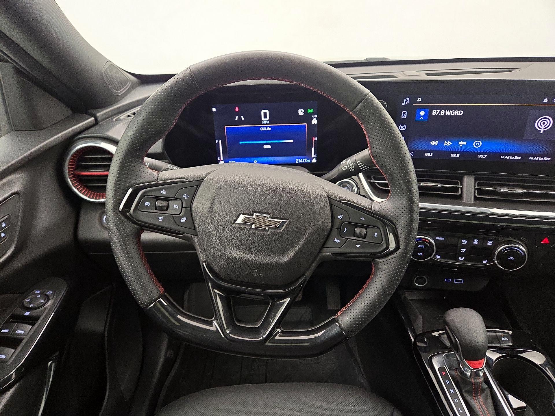 Thumbnail: 2024 Chevrolet Trax - 10