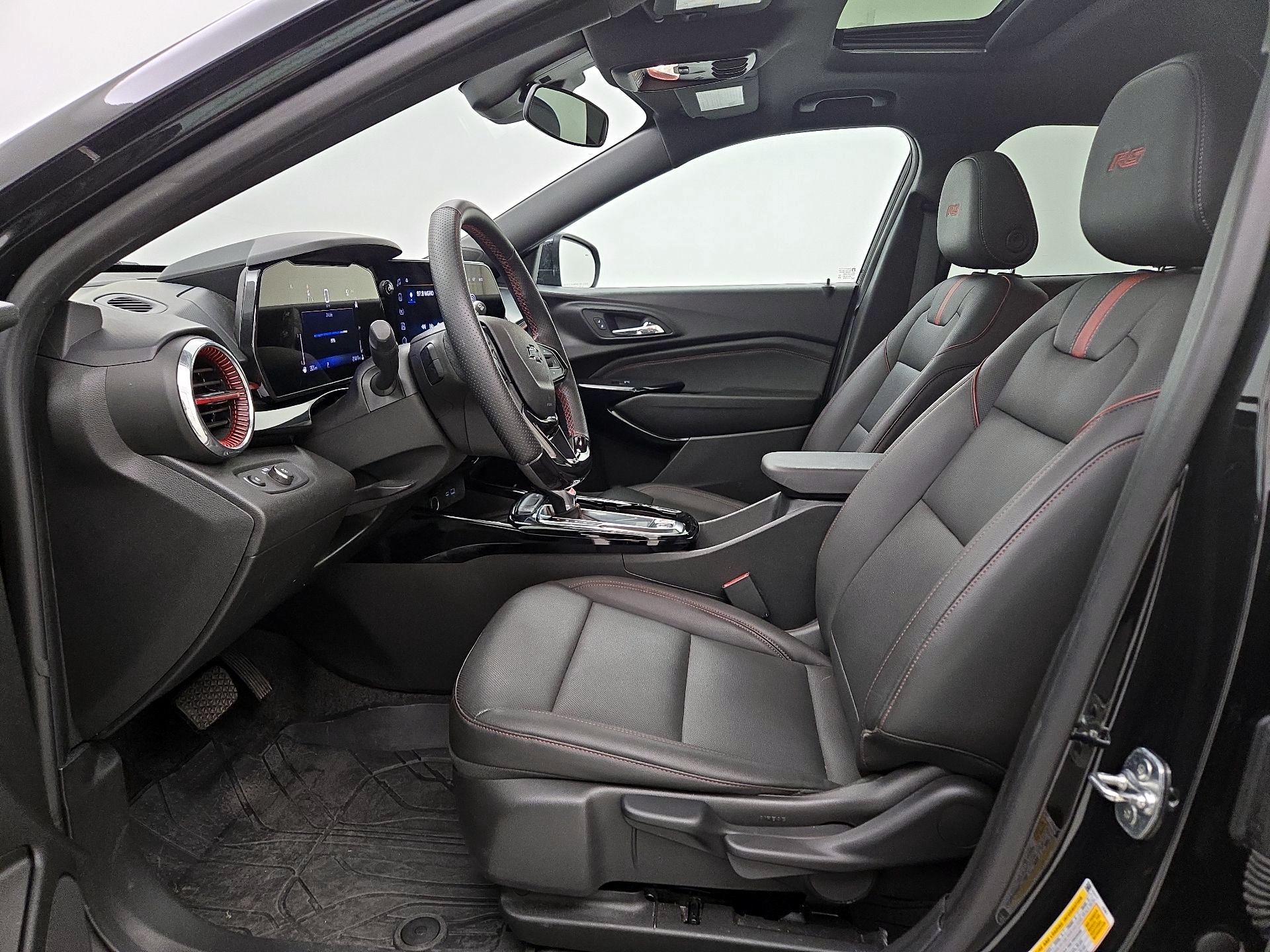 Thumbnail: 2024 Chevrolet Trax - 11