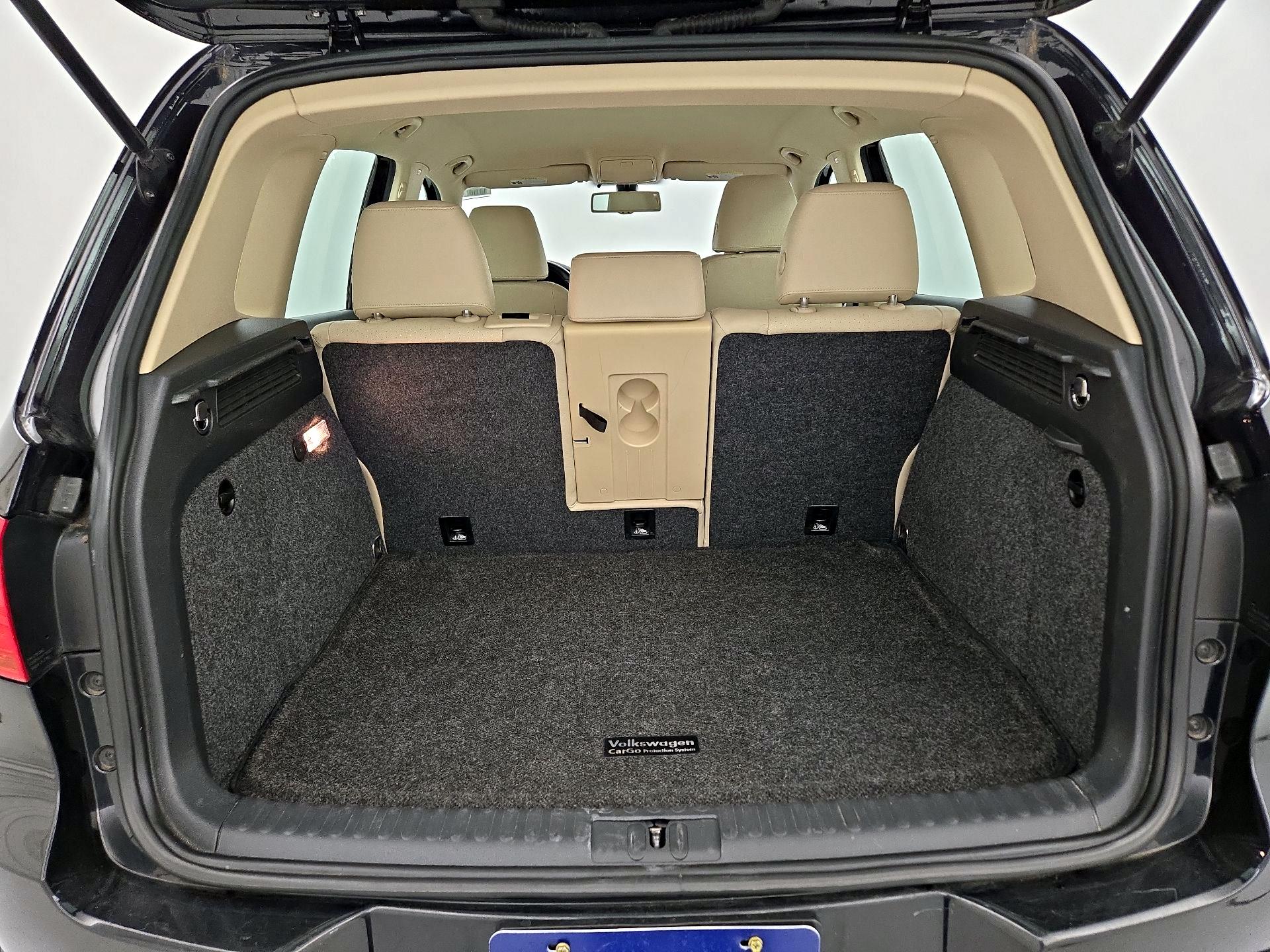 Thumbnail: 2017 Volkswagen Tiguan - 20