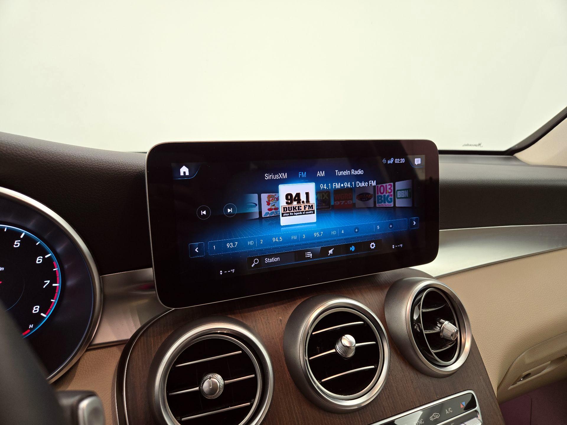 Thumbnail: 2020 Mercedes-Benz GLC - 16