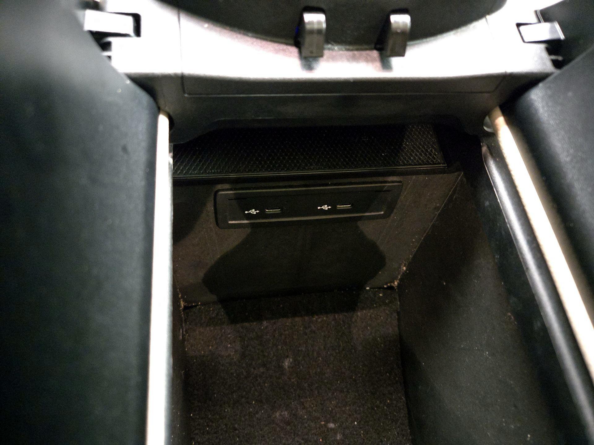 Thumbnail: 2020 Mercedes-Benz GLC - 19