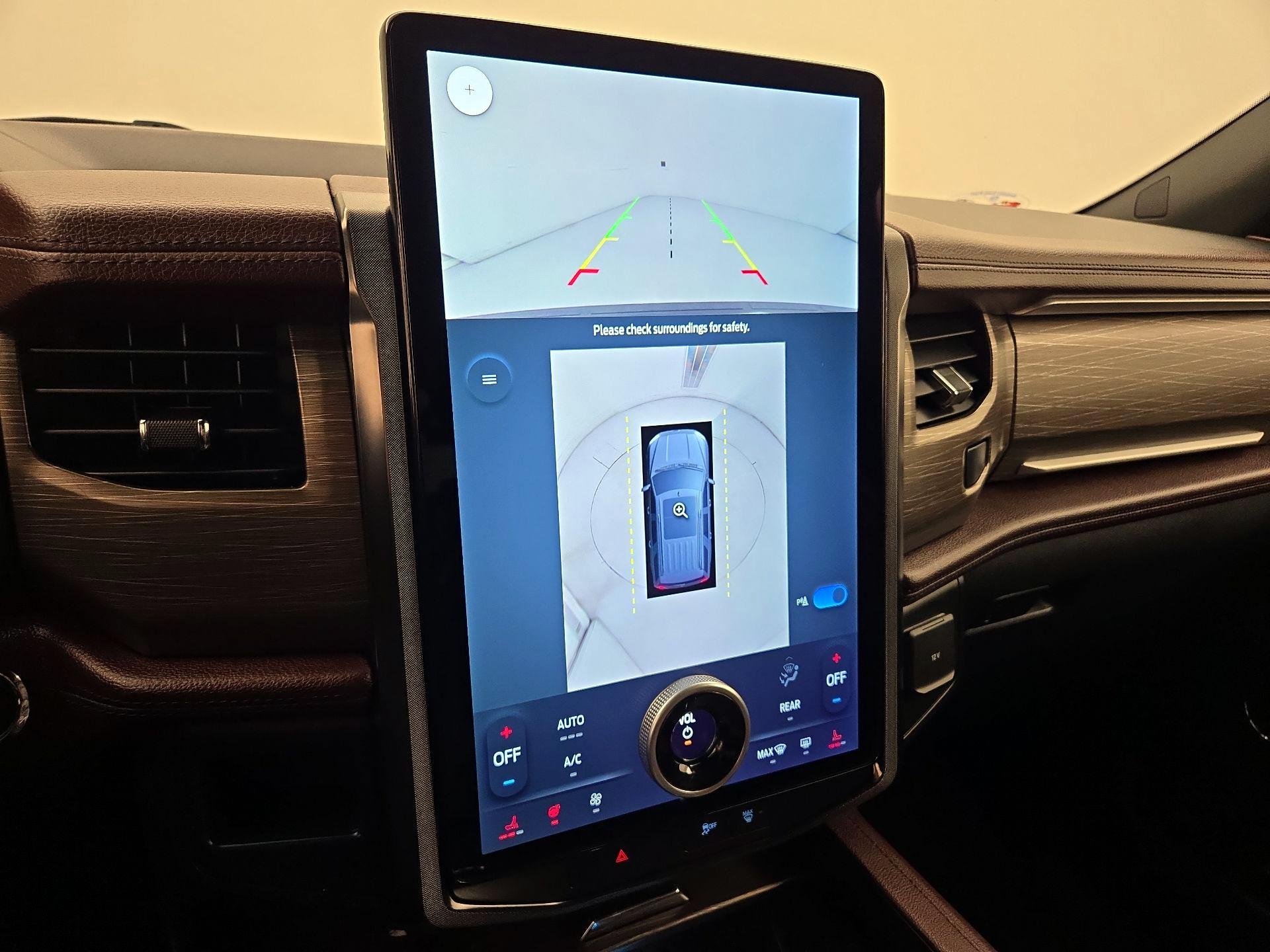 Thumbnail: 2022 Ford Expedition MAX - 15