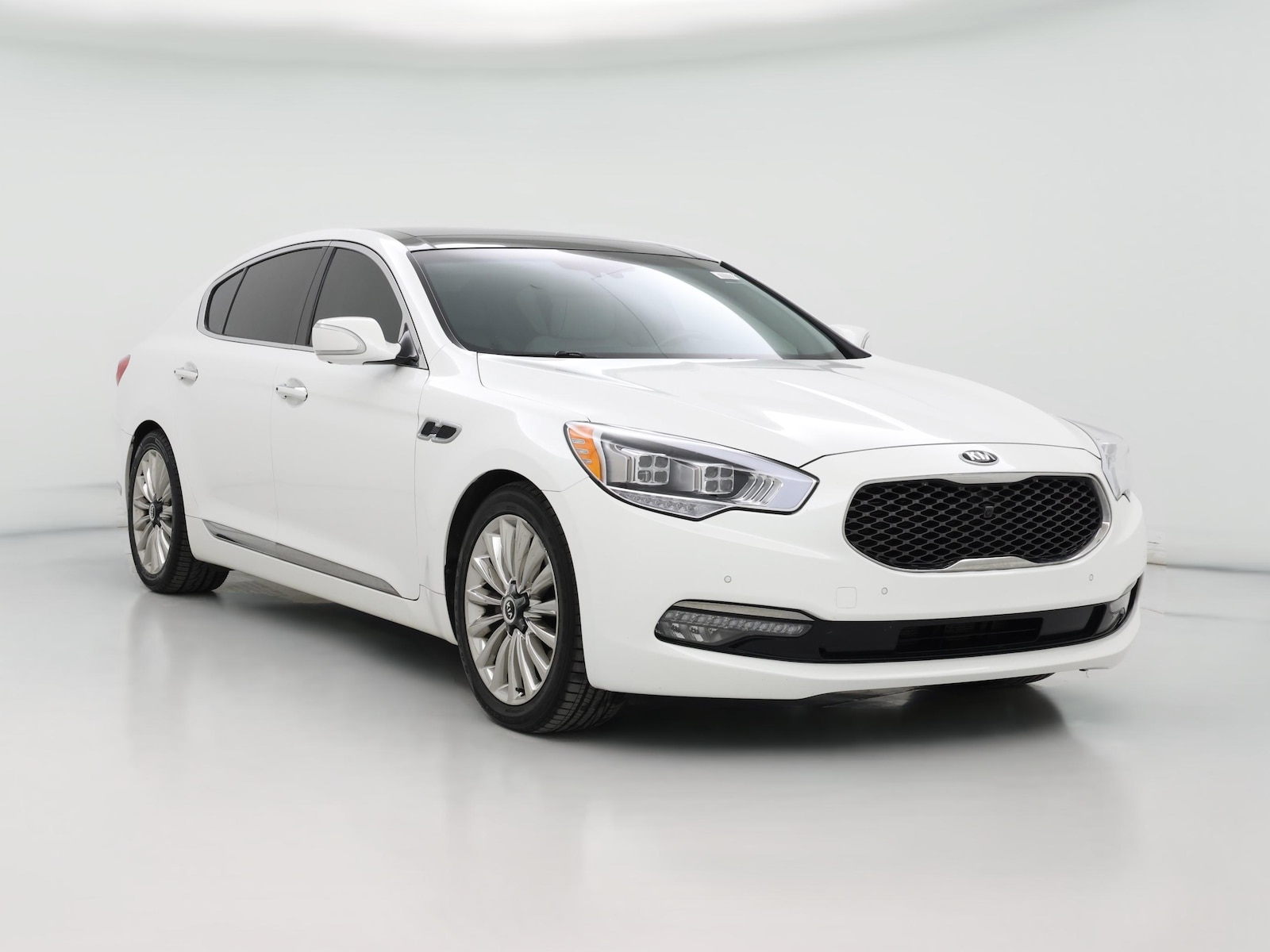 2015 Kia K900 Luxury