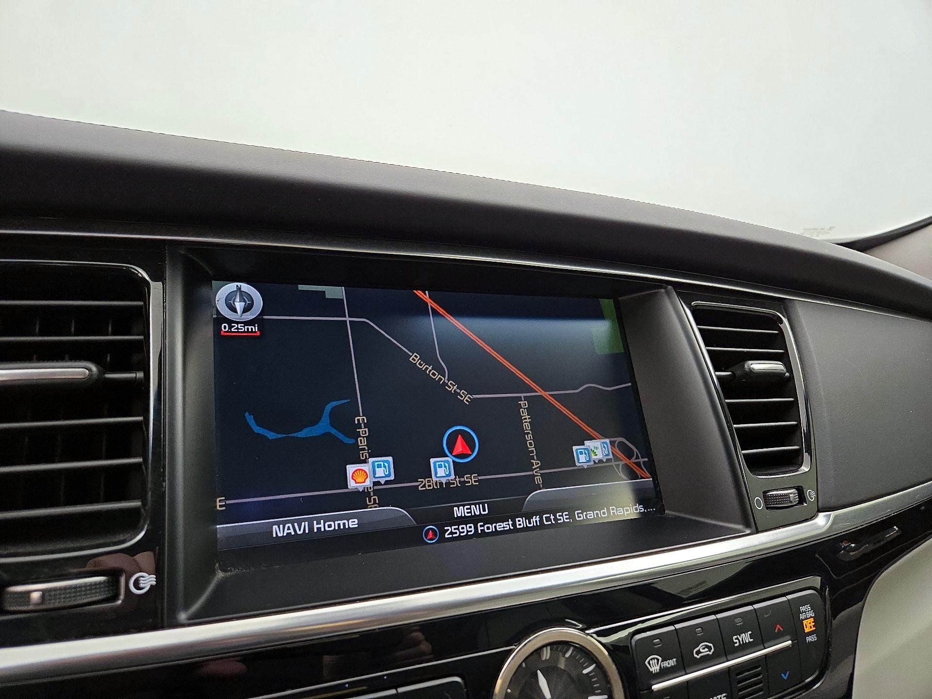 Thumbnail: 2015 Kia K900 - 14