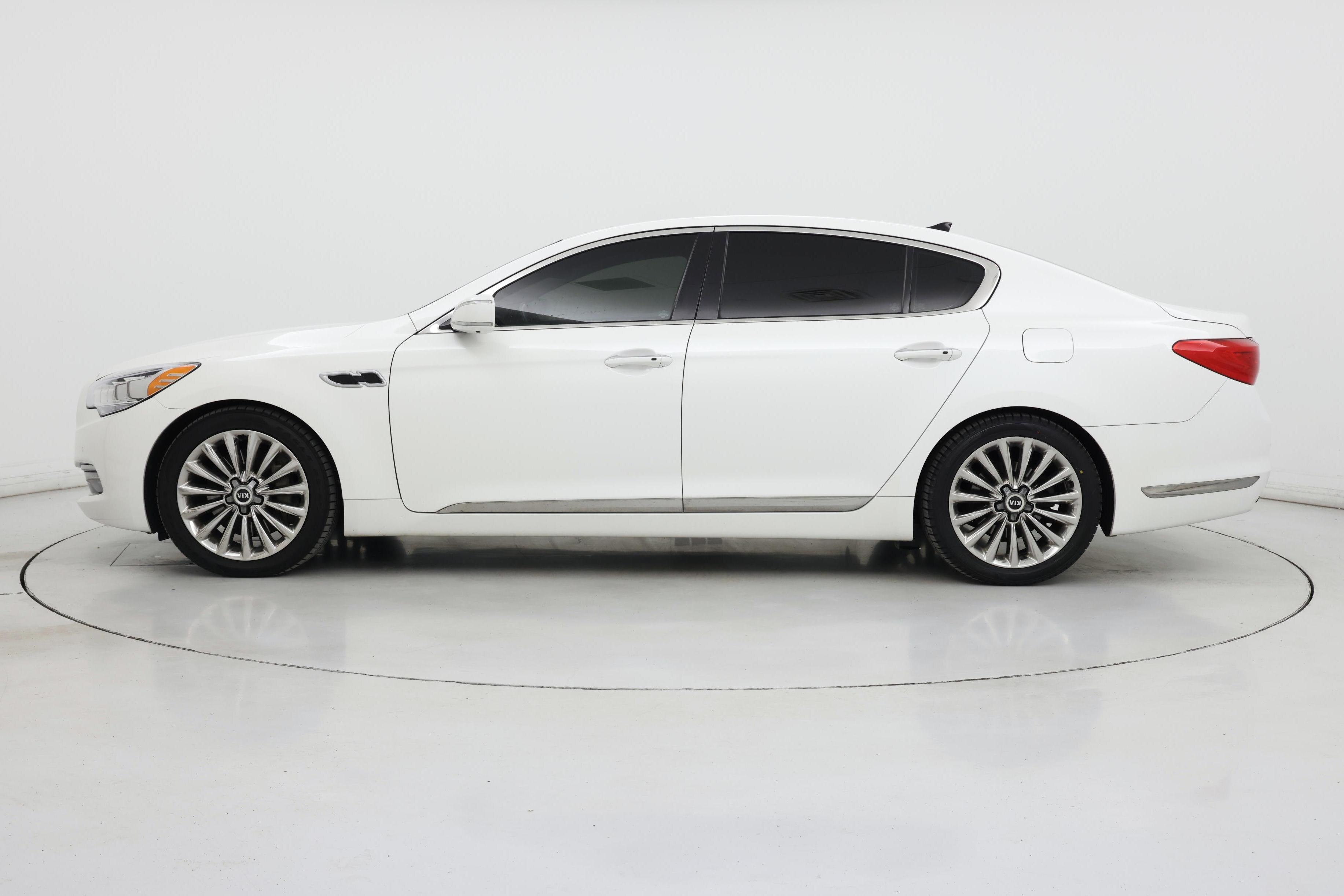 Thumbnail: 2015 Kia K900 - 3