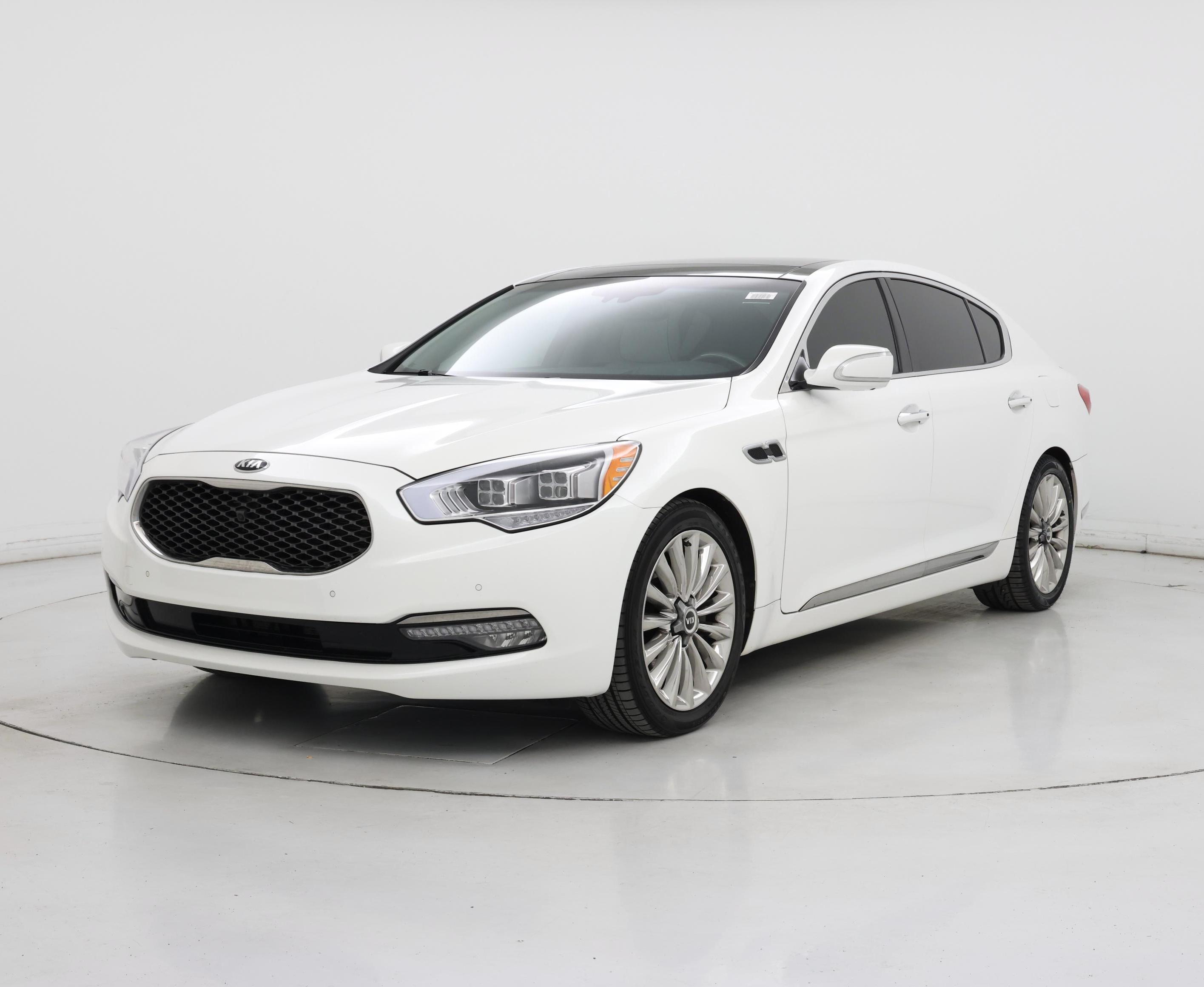 Thumbnail: 2015 Kia K900 - 4