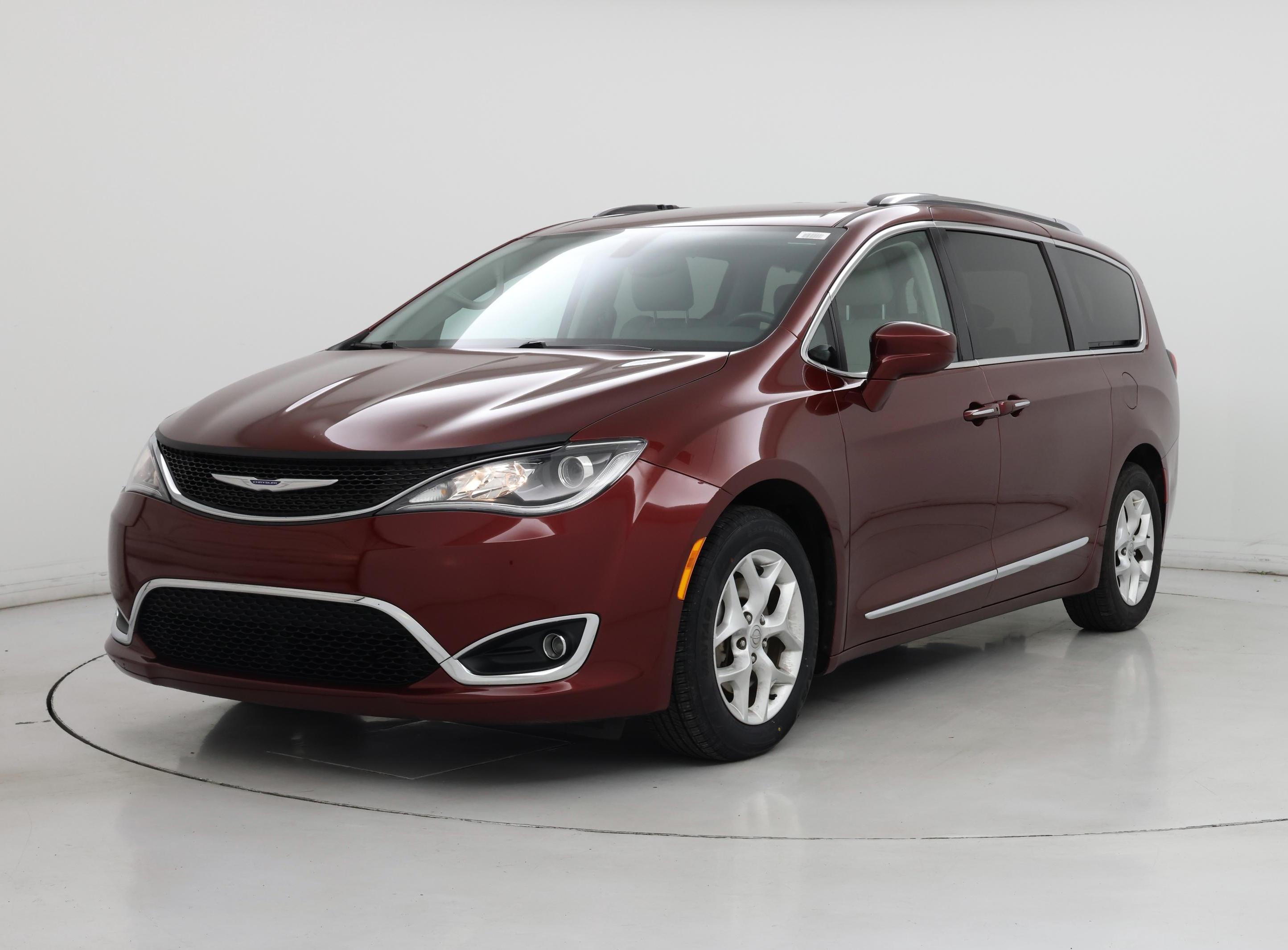Thumbnail: 2020 Chrysler Pacifica - 4