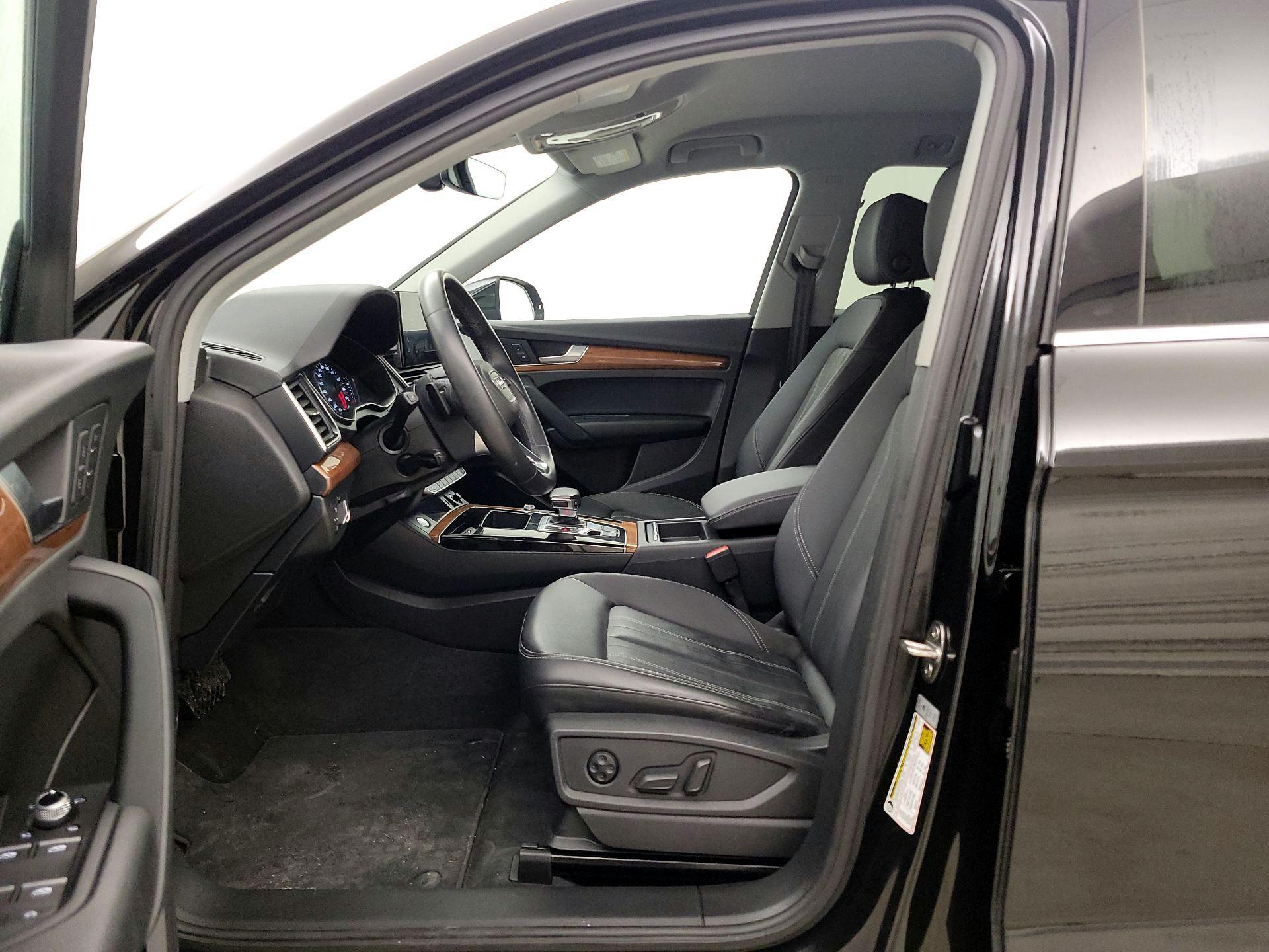 Thumbnail: 2022 Audi Q5 - 11