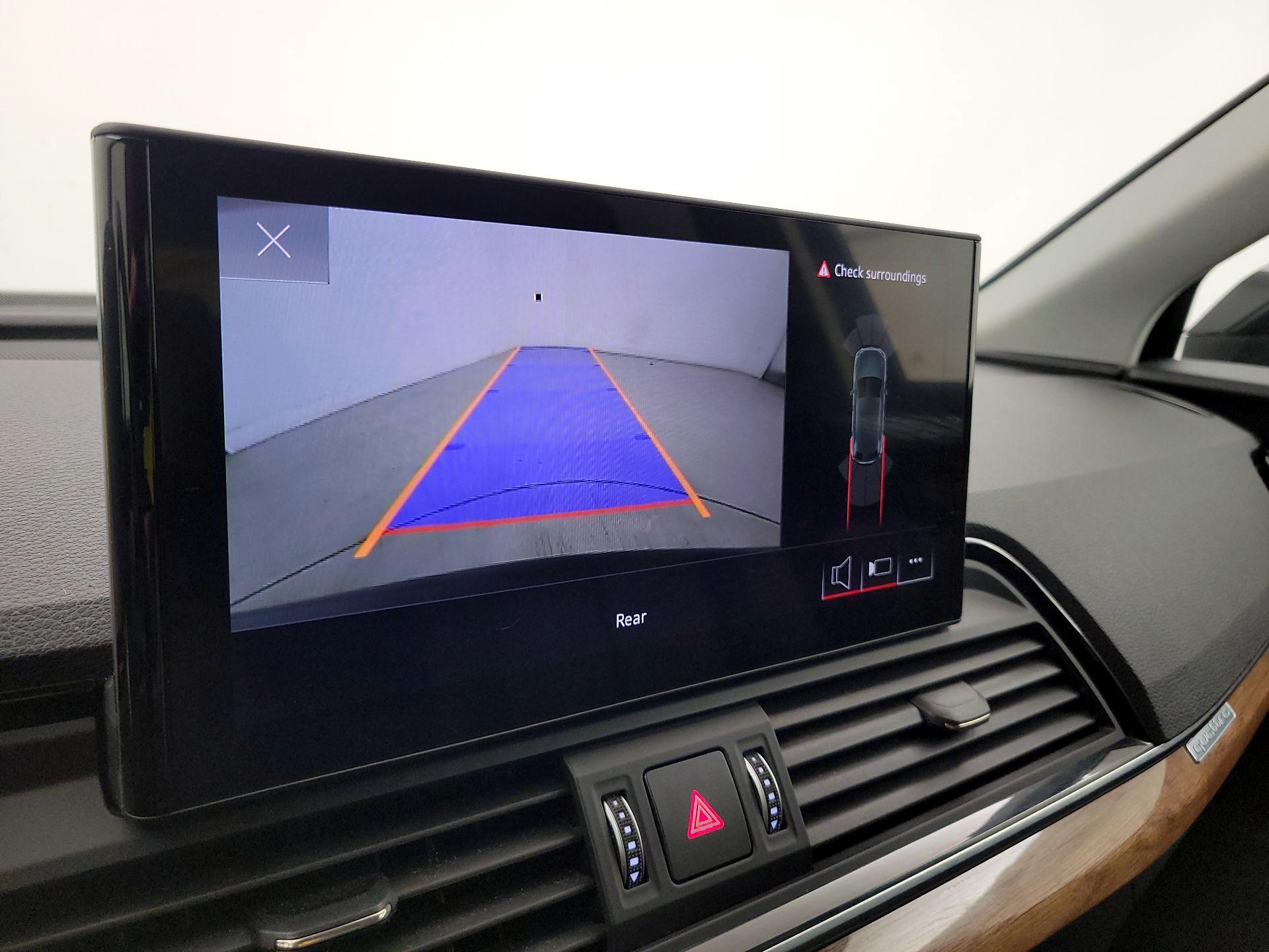 Thumbnail: 2022 Audi Q5 - 14