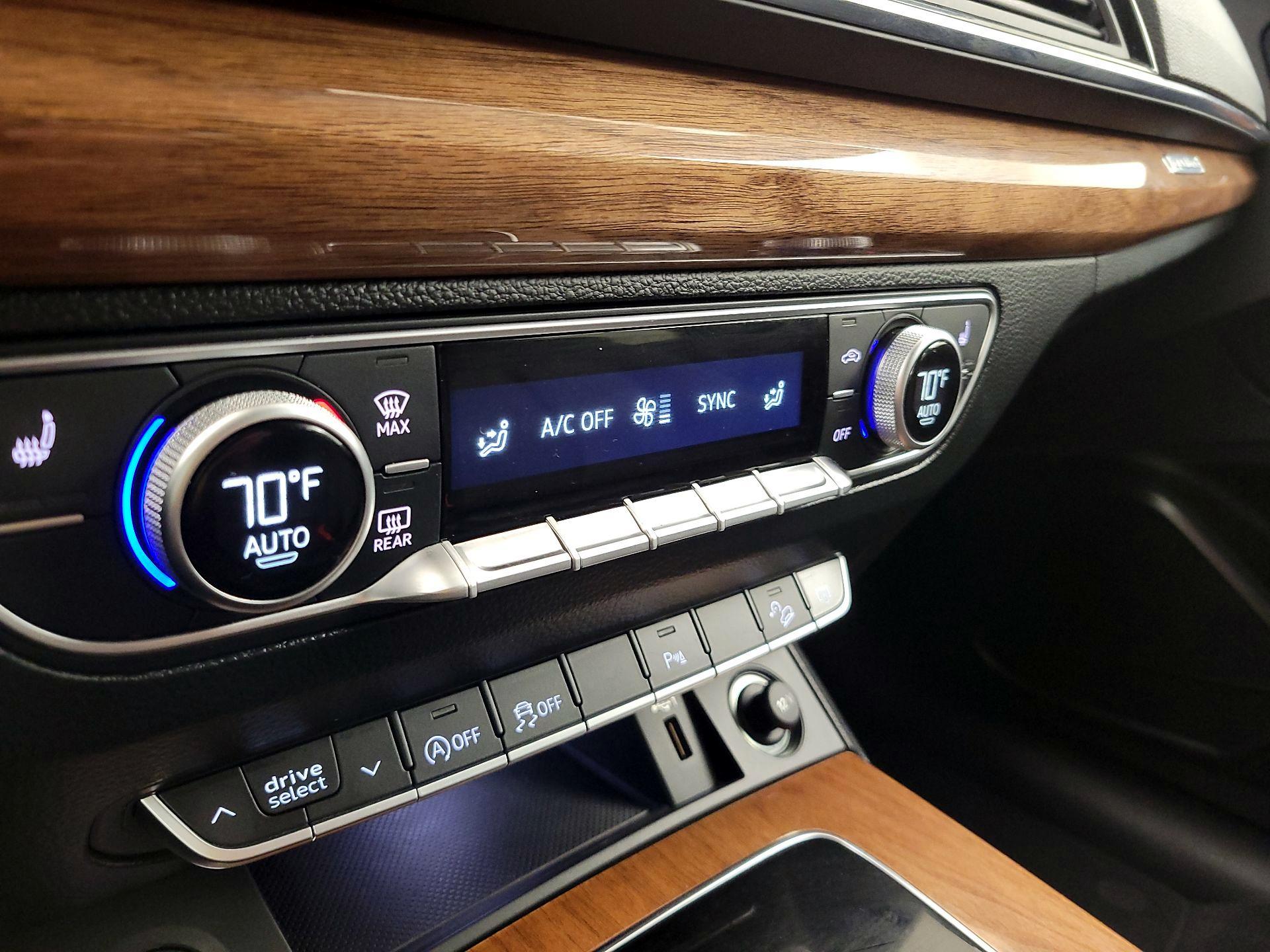 Thumbnail: 2022 Audi Q5 - 16