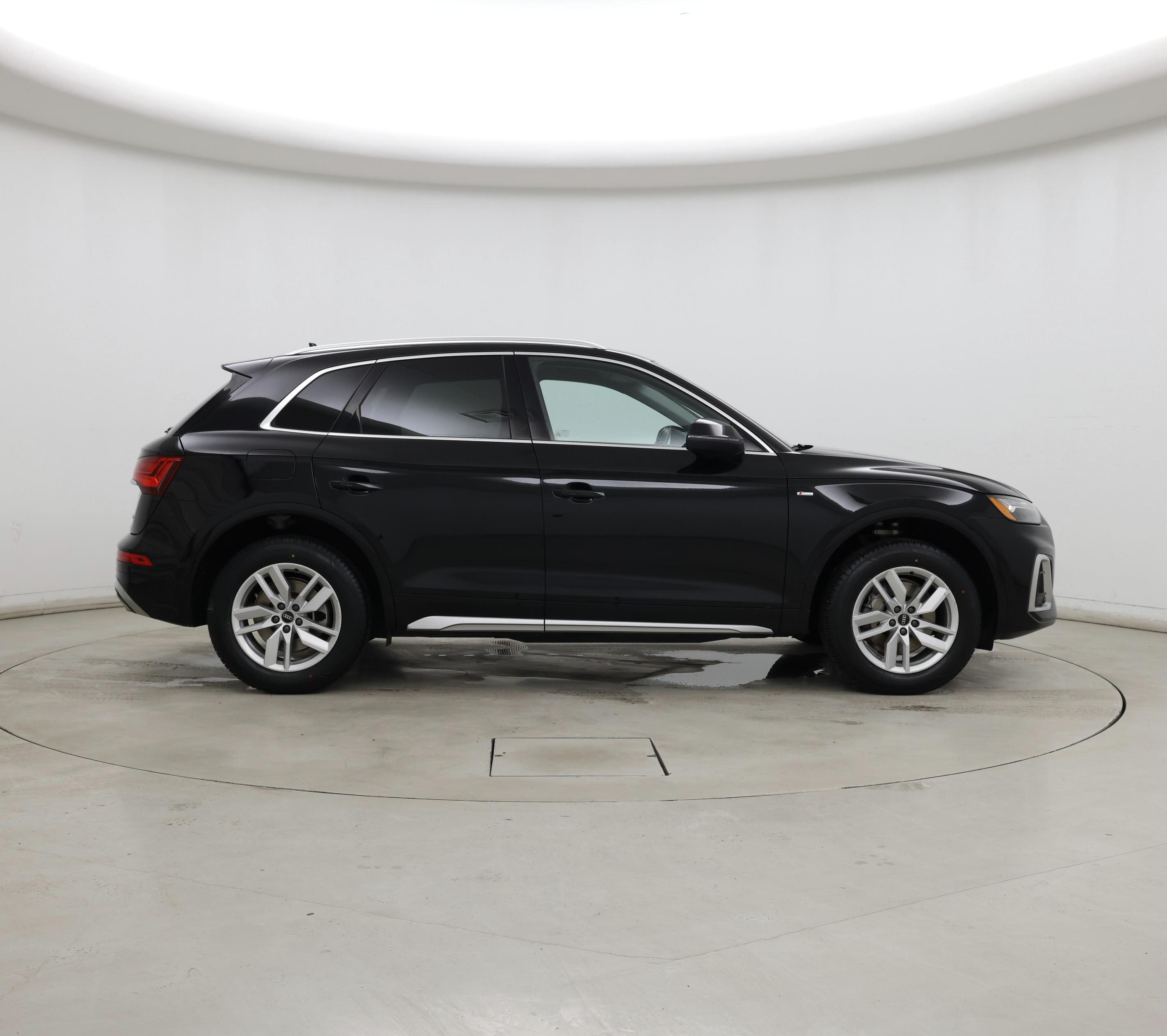 Thumbnail: 2022 Audi Q5 - 7