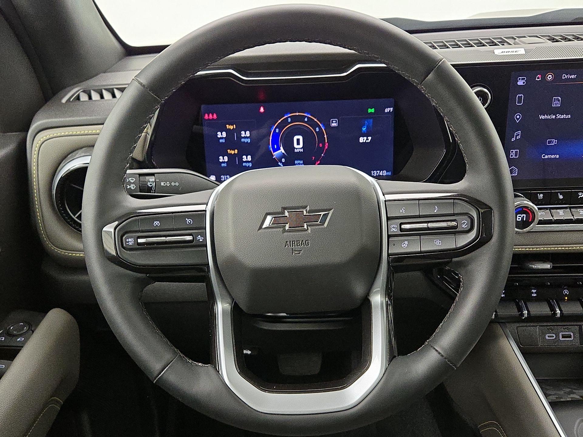 Thumbnail: 2024 Chevrolet Colorado - 10