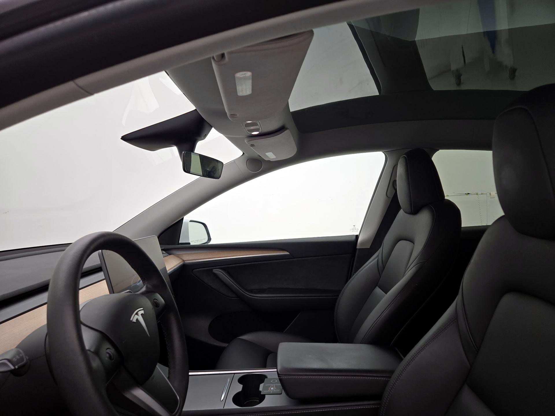 Thumbnail: 2023 Tesla Model Y - 20