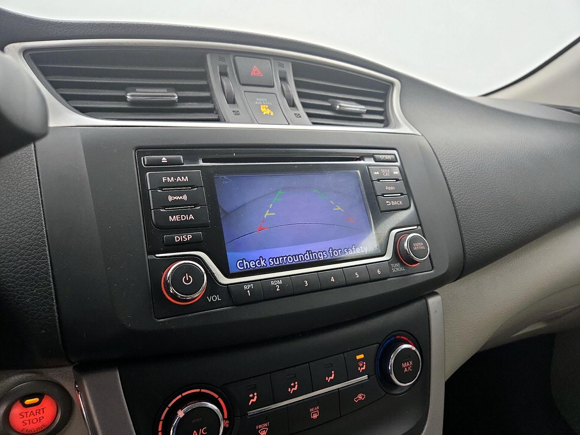 Thumbnail: 2015 Nissan Sentra - 14