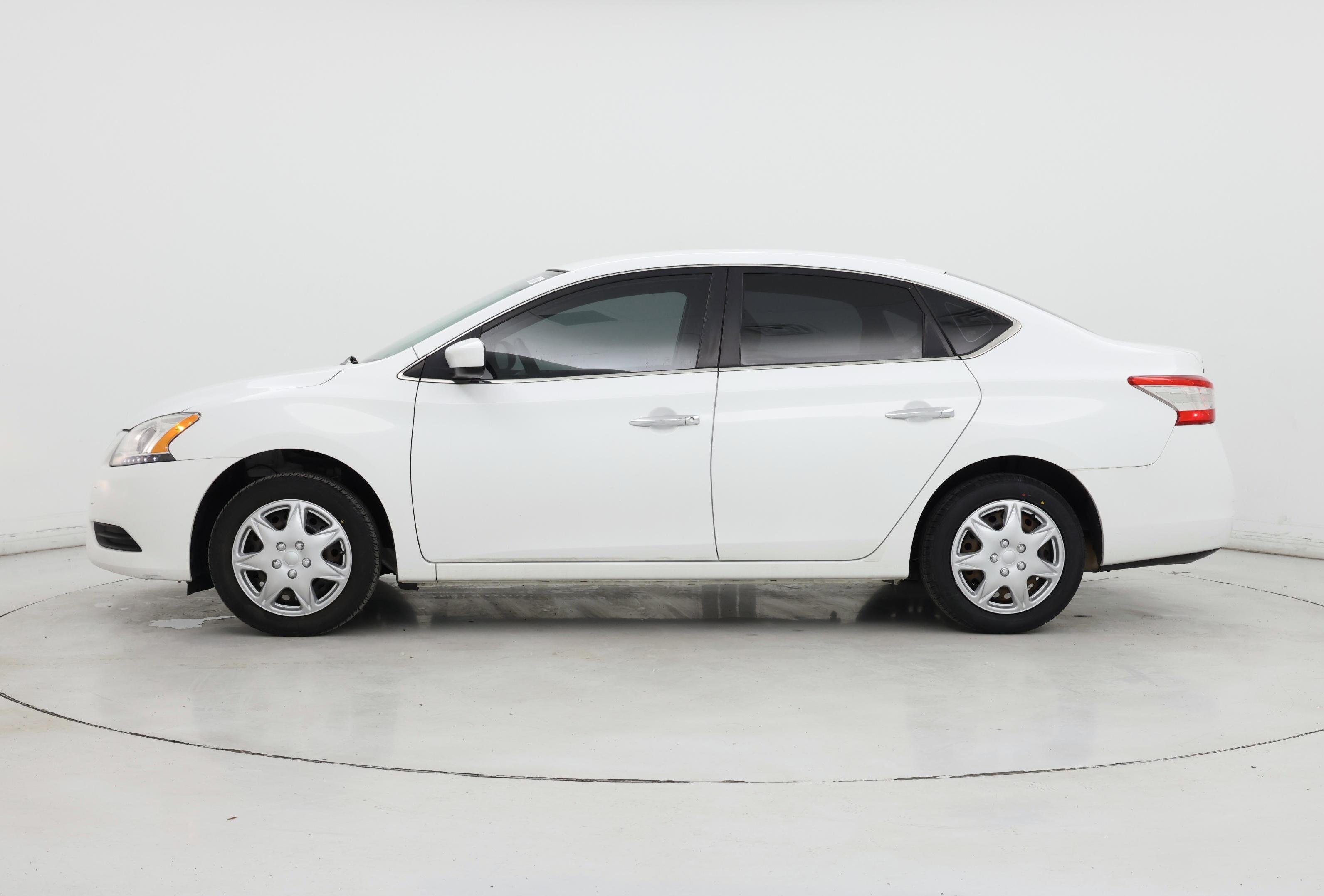 Thumbnail: 2015 Nissan Sentra - 3