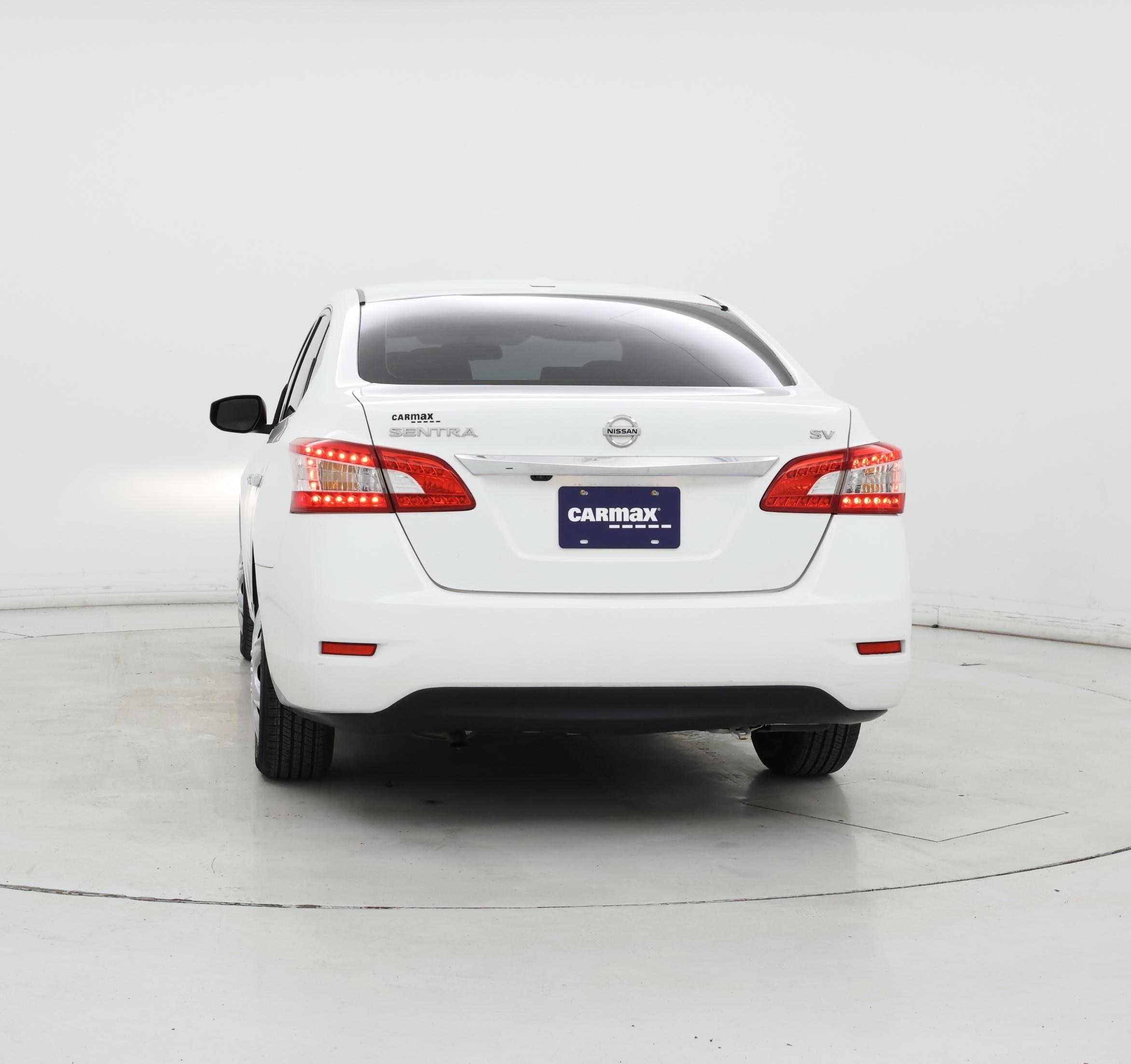 Thumbnail: 2015 Nissan Sentra - 6