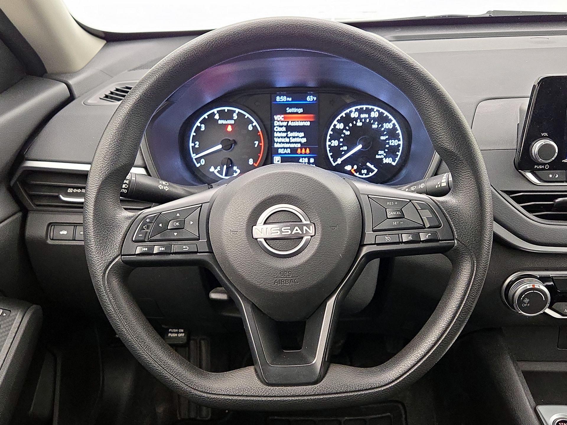 Thumbnail: 2023 Nissan Altima - 10