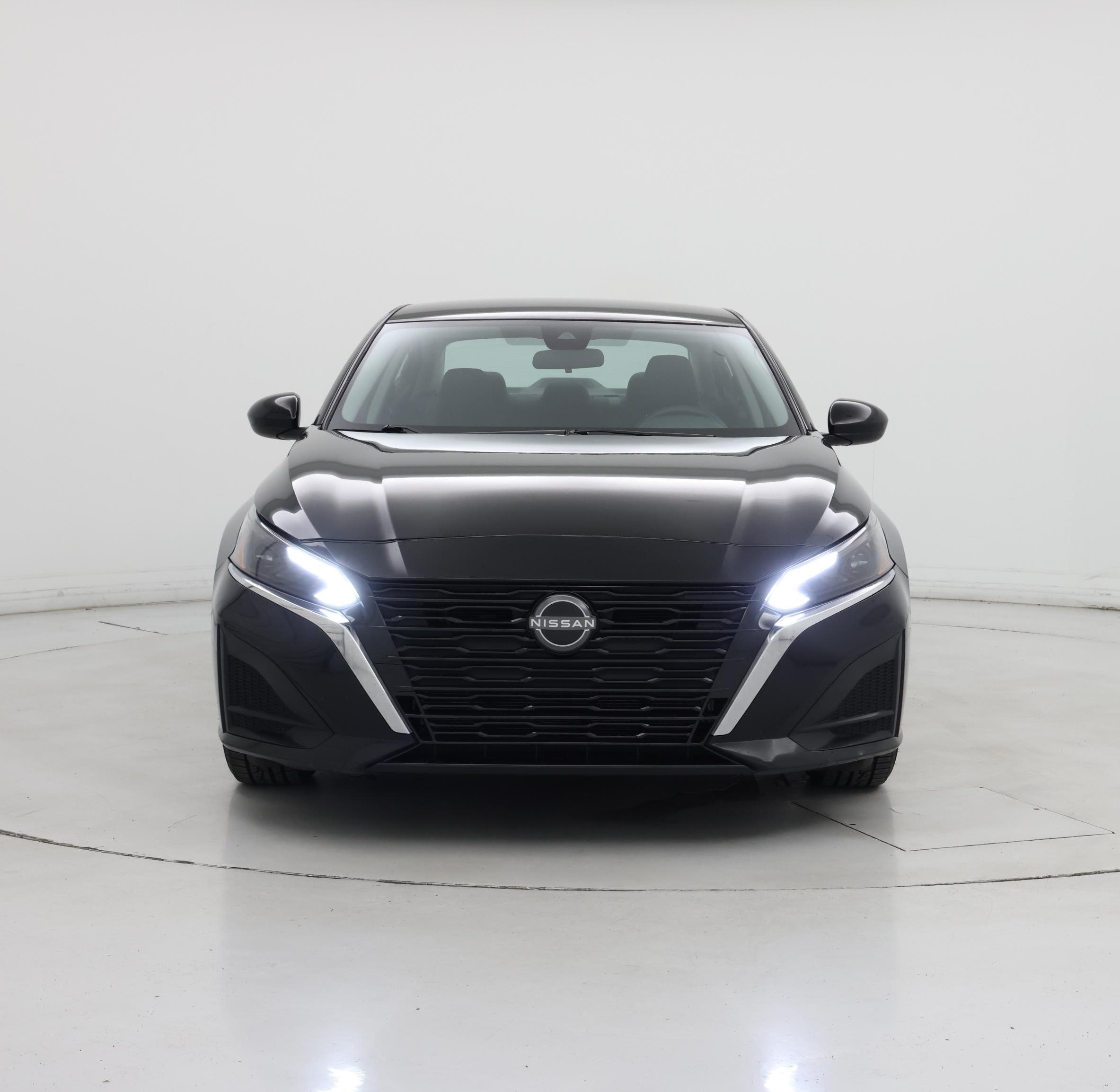 Thumbnail: 2023 Nissan Altima - 5