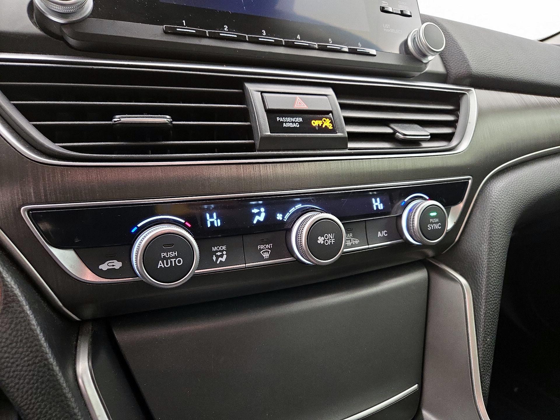 Thumbnail: 2018 Honda Accord - 16