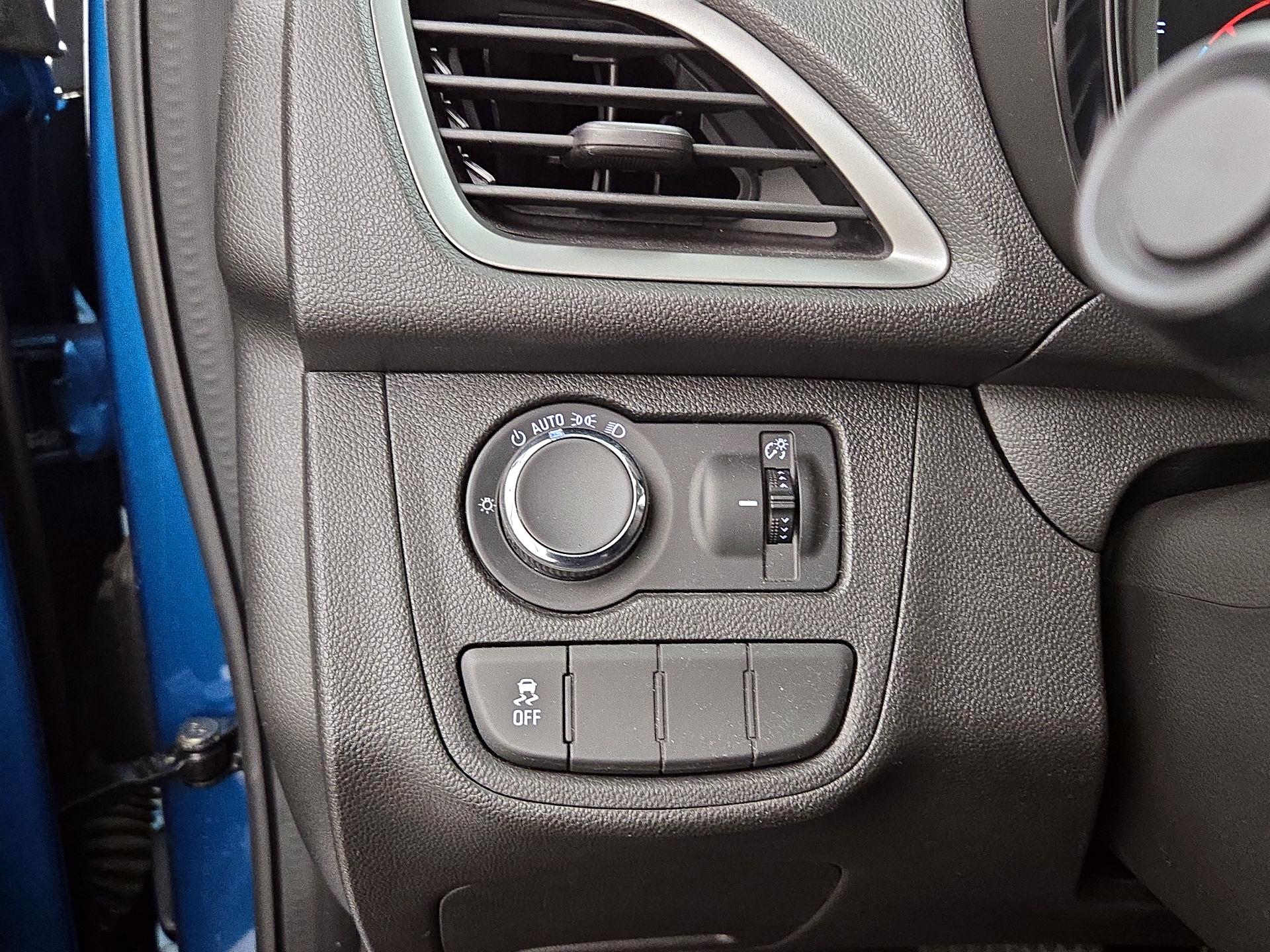 Thumbnail: 2019 Chevrolet Spark - 13