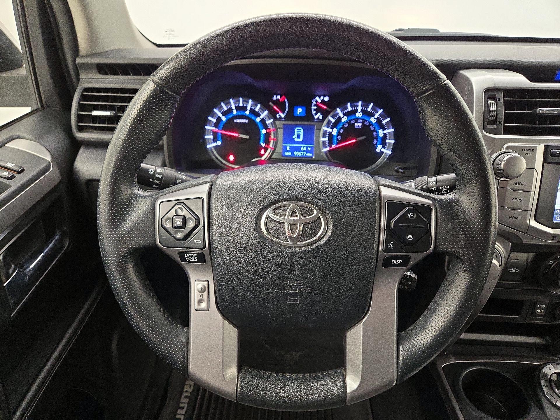 Thumbnail: 2016 Toyota 4Runner - 10
