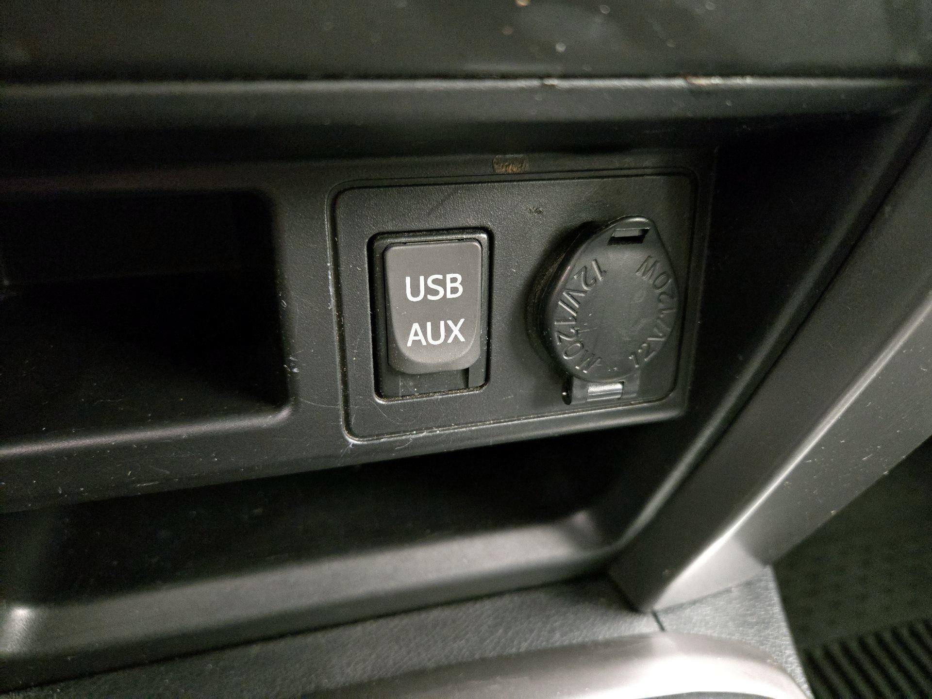 Thumbnail: 2016 Toyota 4Runner - 19