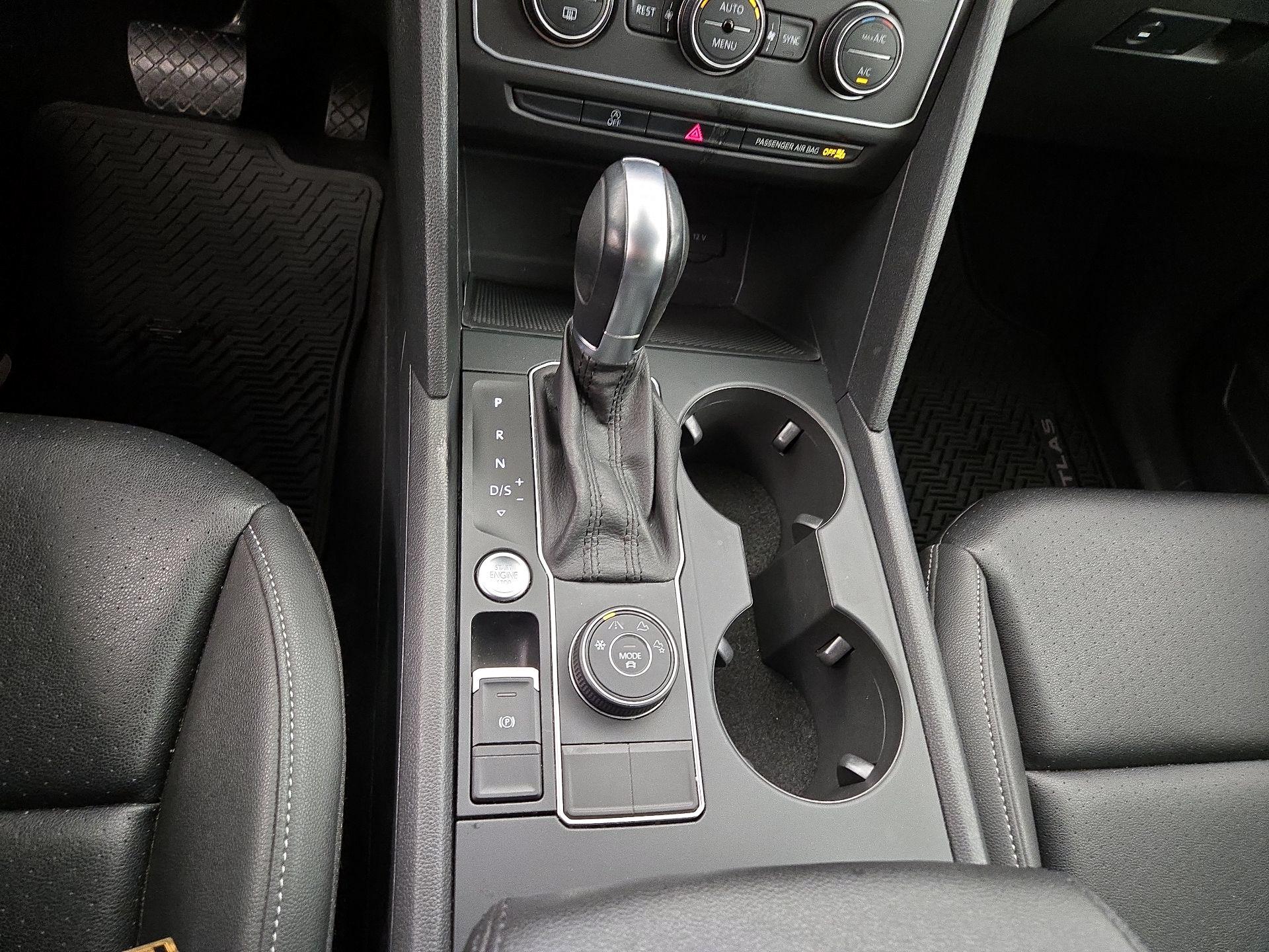 Thumbnail: 2018 Volkswagen Atlas - 17