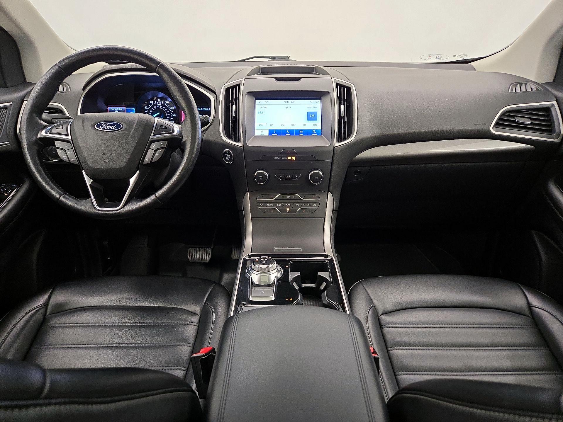 Thumbnail: 2020 Ford Edge - 9