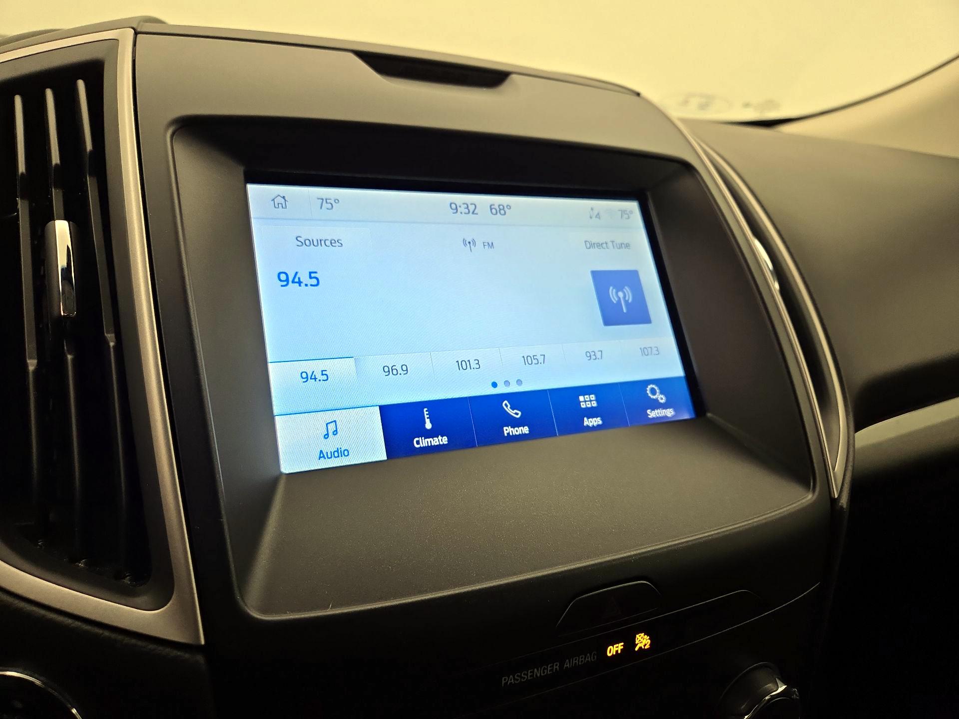 Thumbnail: 2020 Ford Edge - 15