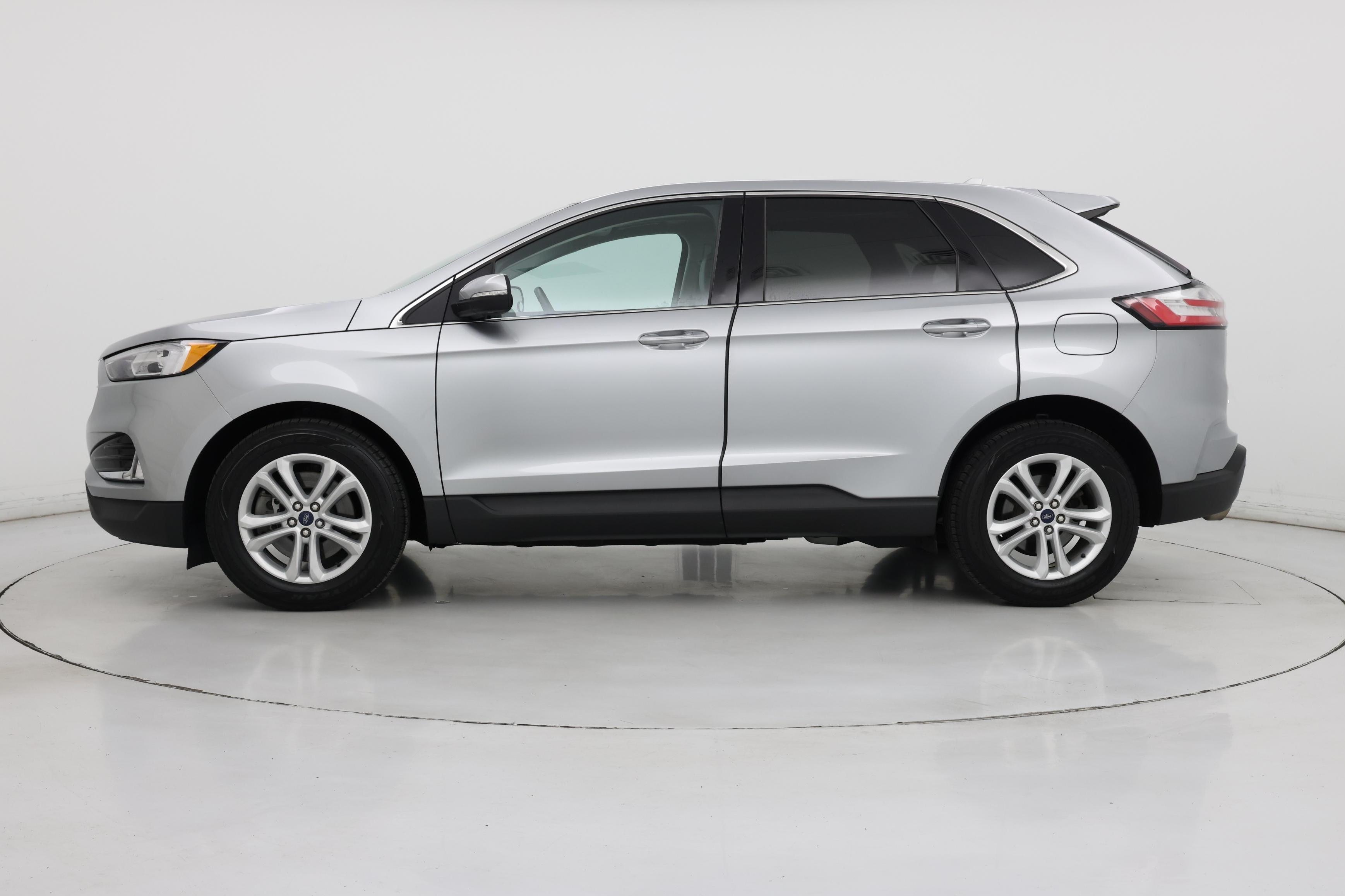 Thumbnail: 2020 Ford Edge - 3