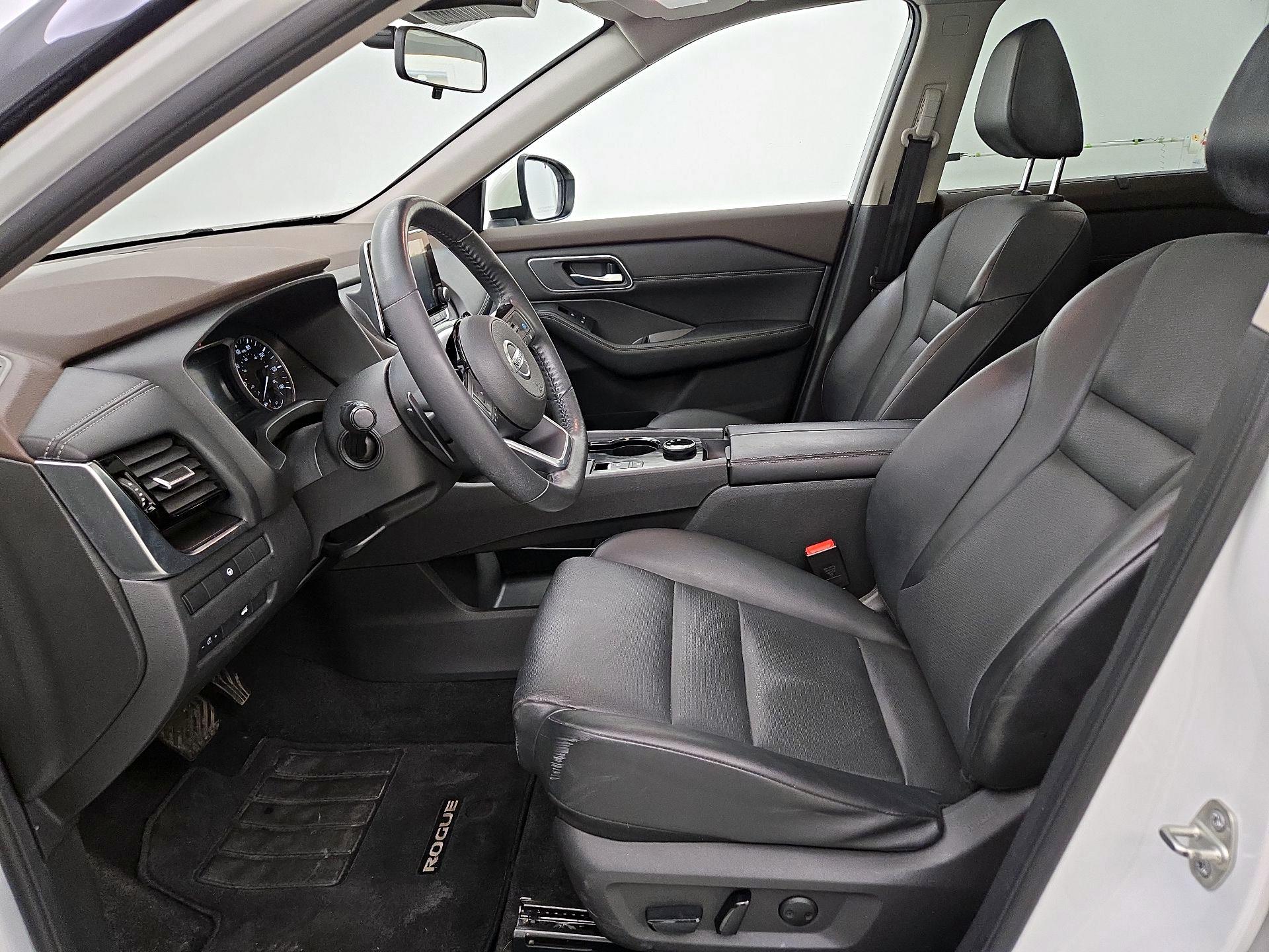 Thumbnail: 2021 Nissan Rogue - 11