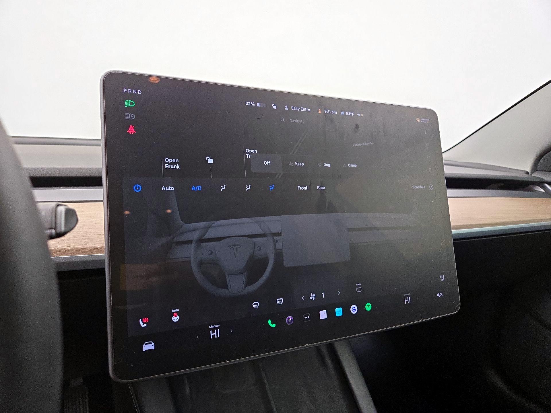 Thumbnail: 2022 Tesla Model 3 - 17