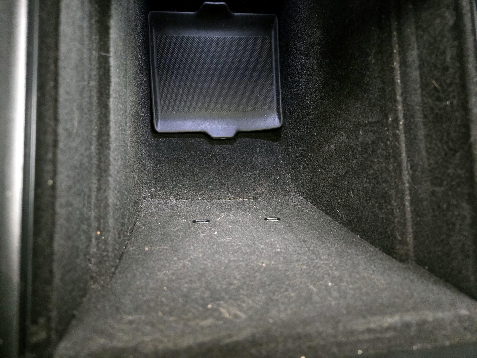 Thumbnail: 2022 Tesla Model 3 - 19