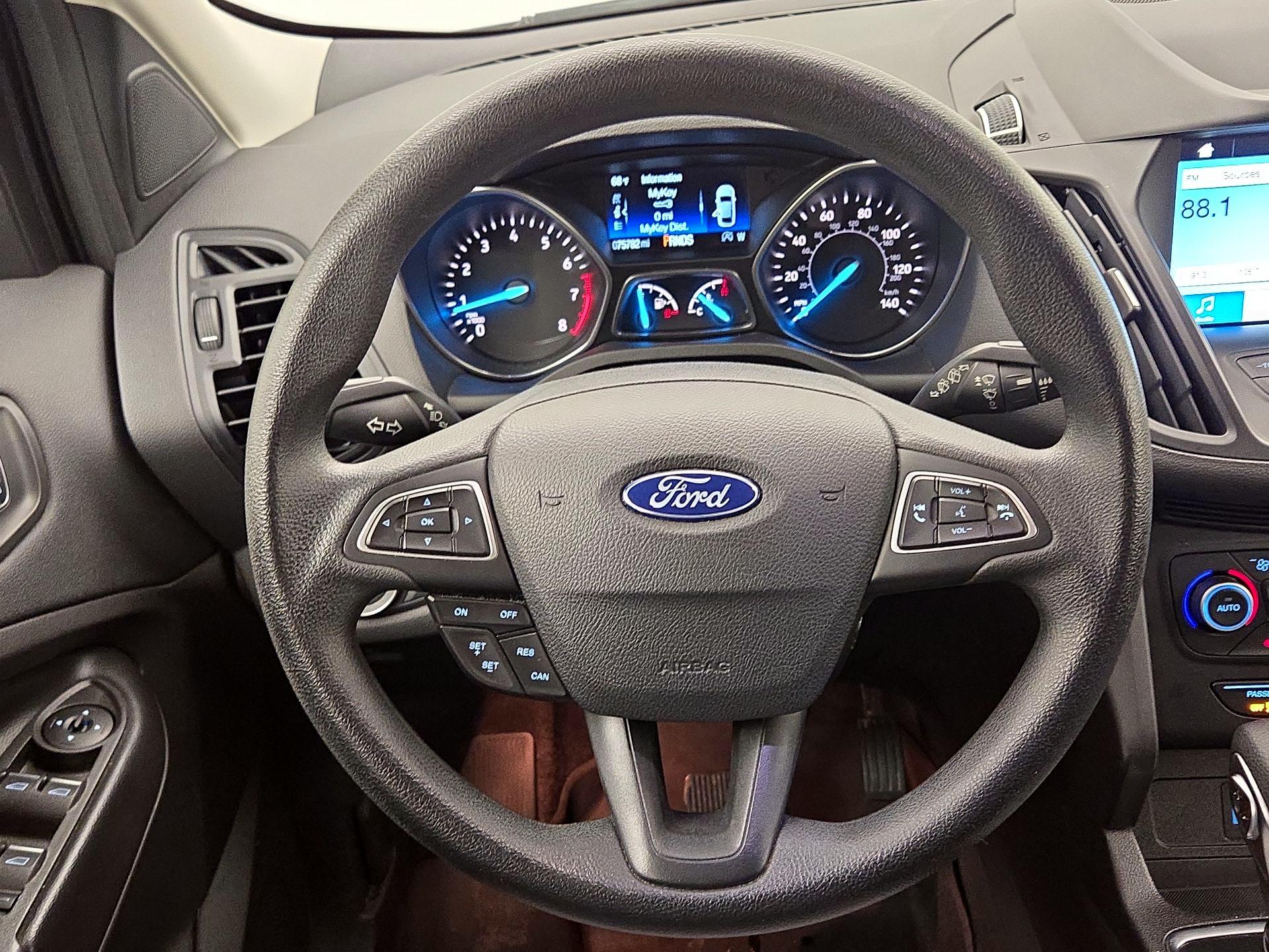 Thumbnail: 2019 Ford Escape - 10