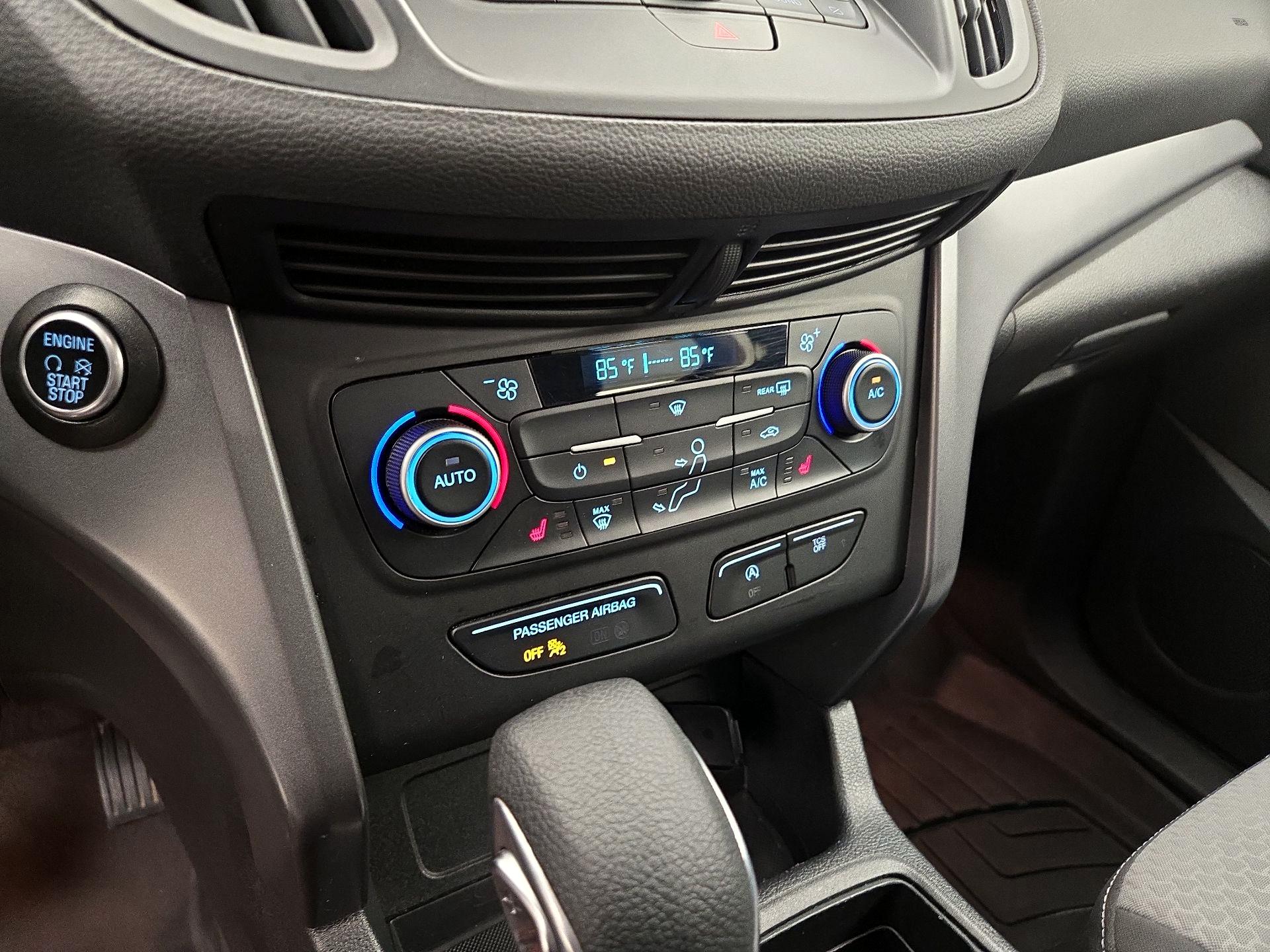 Thumbnail: 2019 Ford Escape - 16