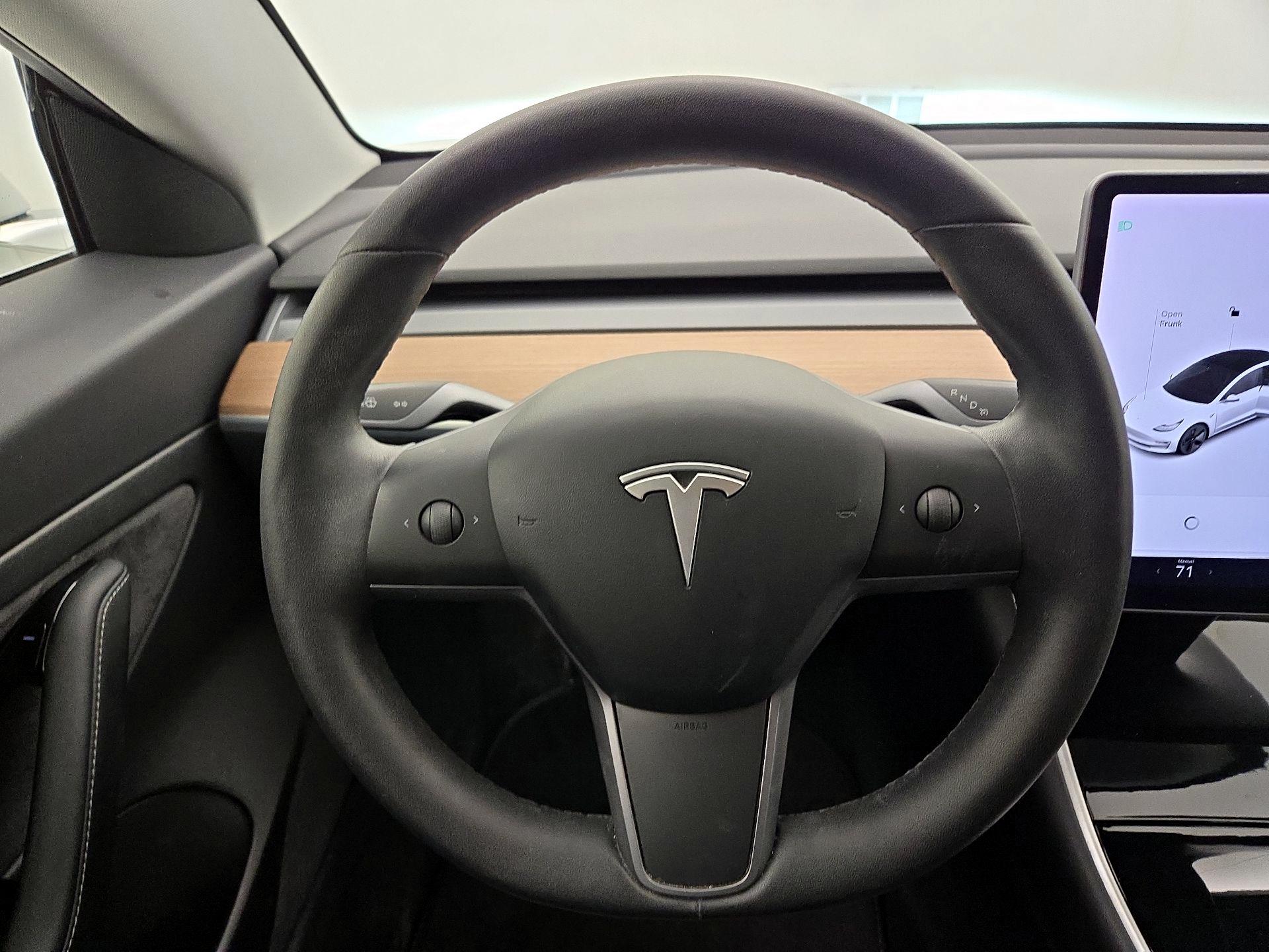 Thumbnail: 2020 Tesla Model 3 - 10
