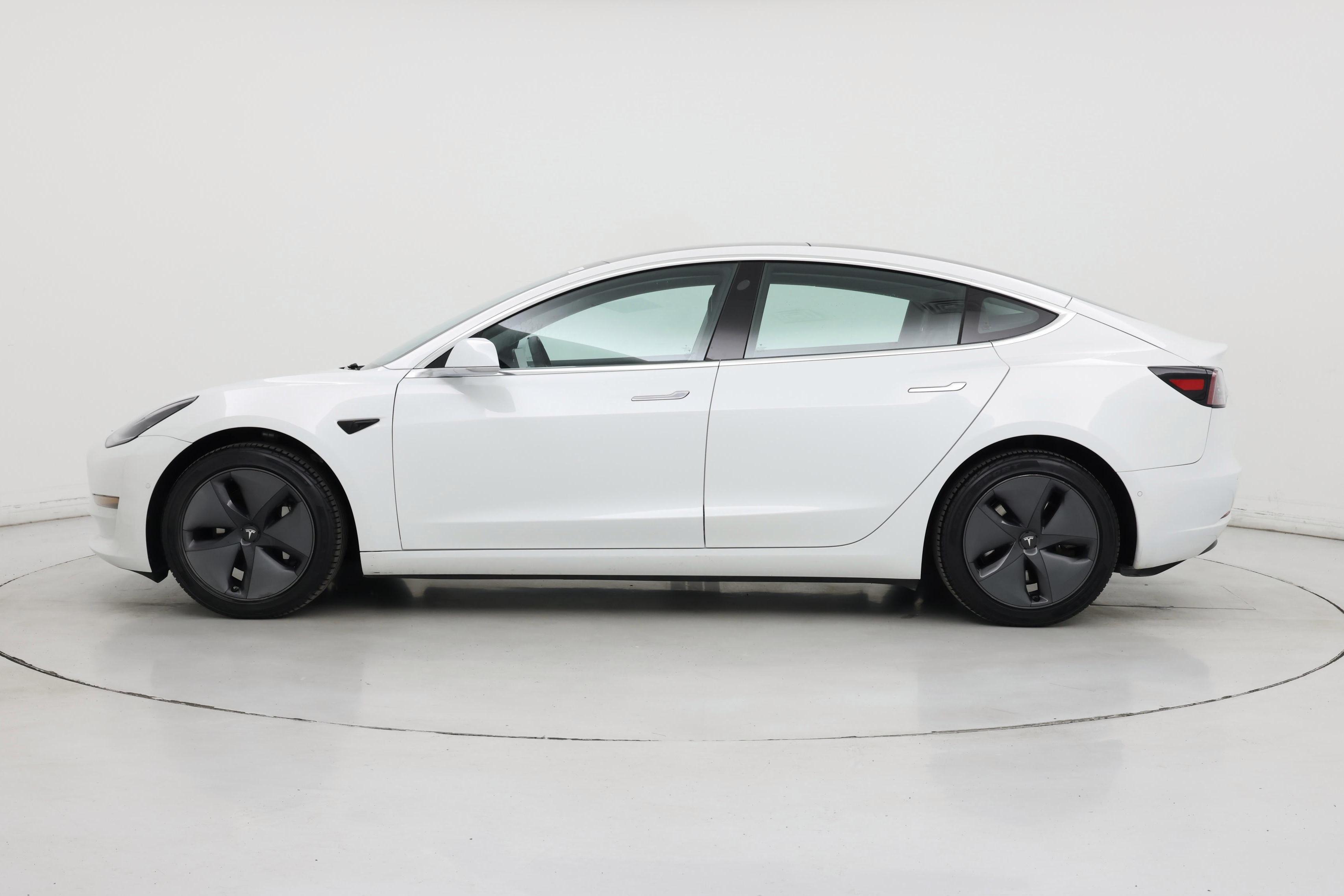Thumbnail: 2020 Tesla Model 3 - 3