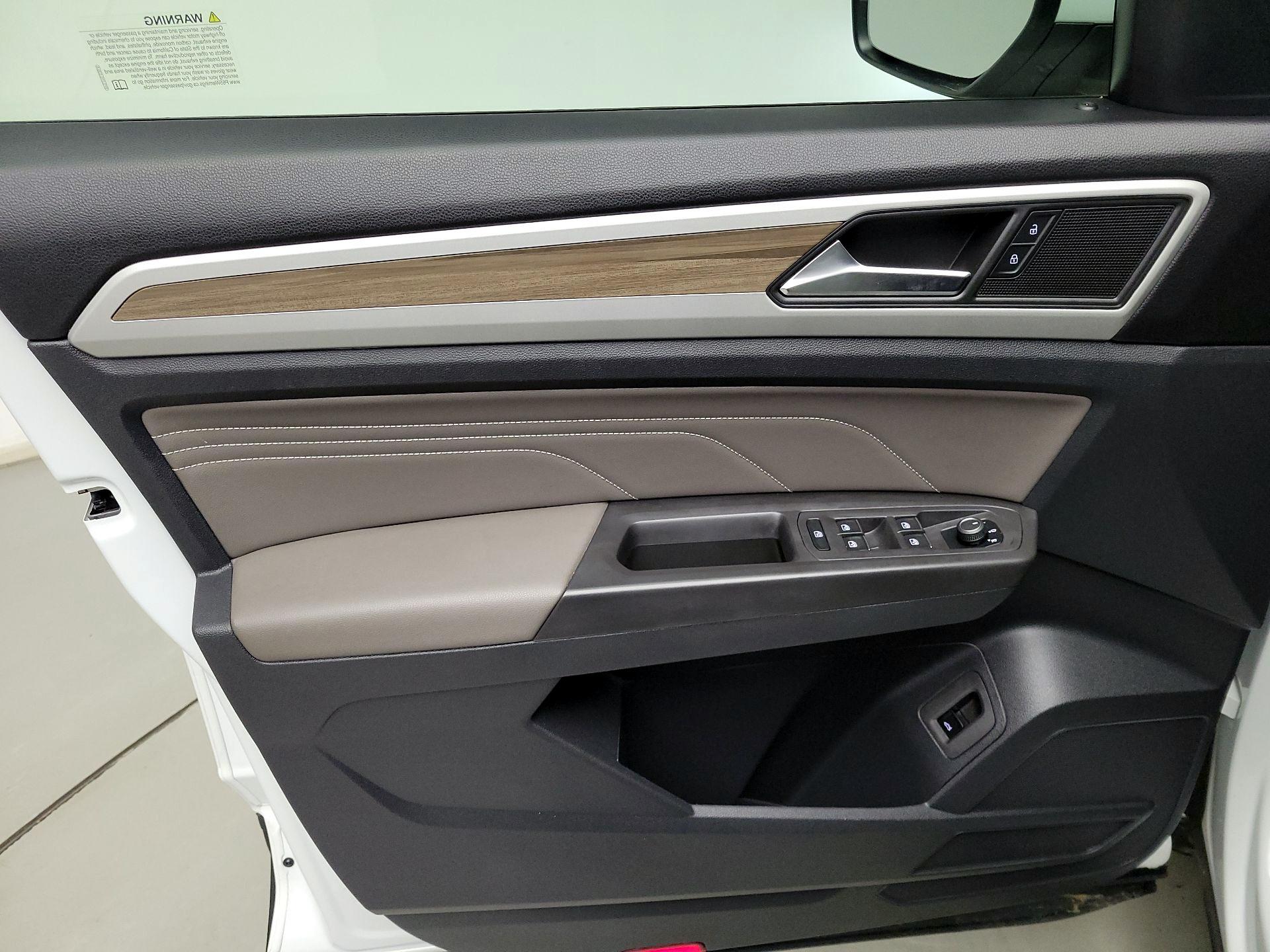 Thumbnail: 2023 Volkswagen Atlas - 12