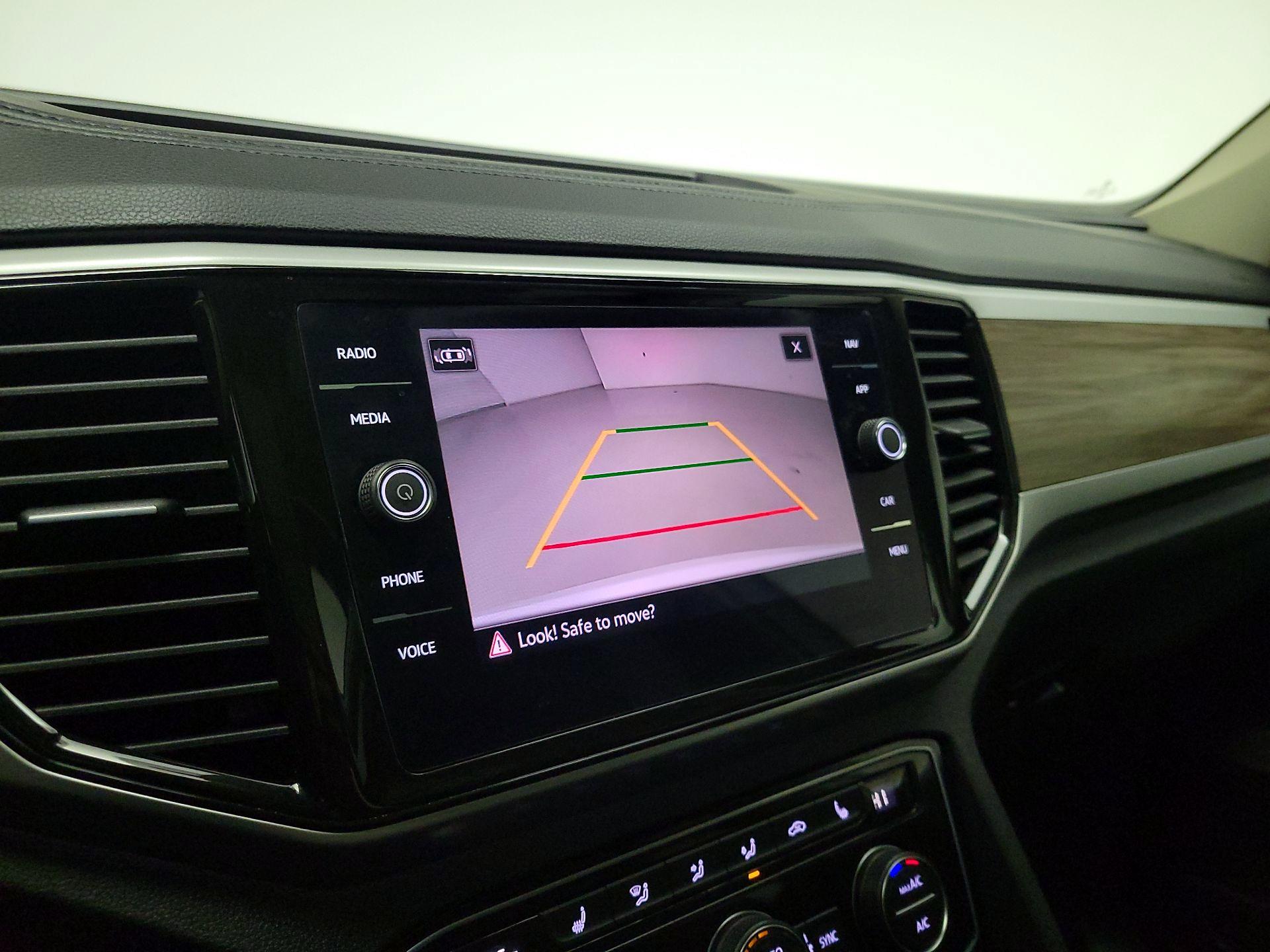 Thumbnail: 2023 Volkswagen Atlas - 15