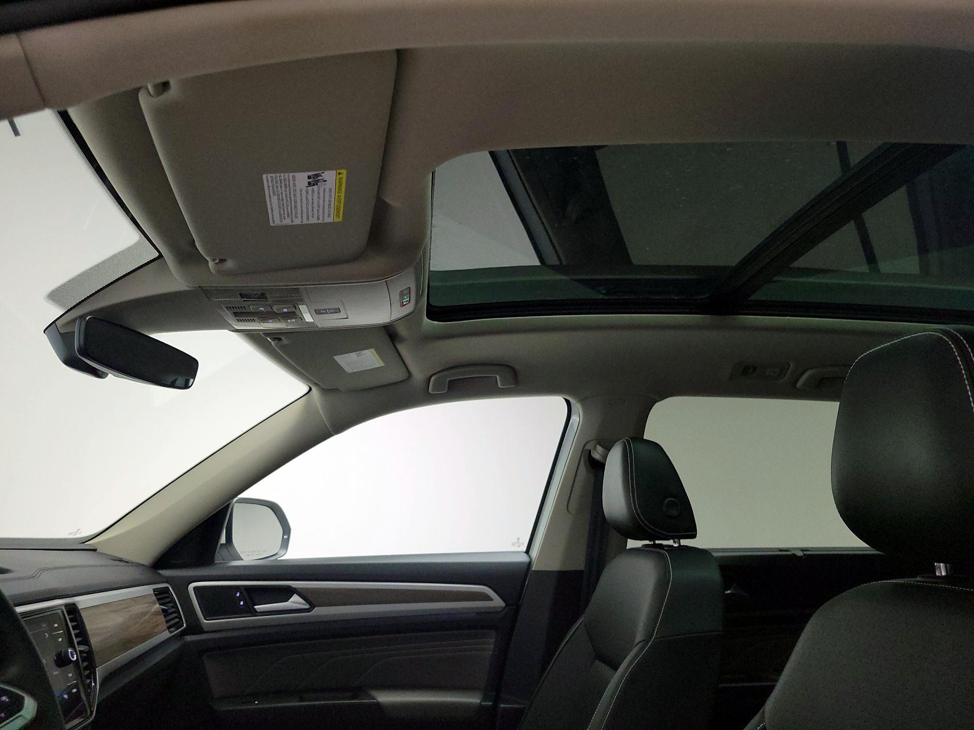 Thumbnail: 2023 Volkswagen Atlas - 20