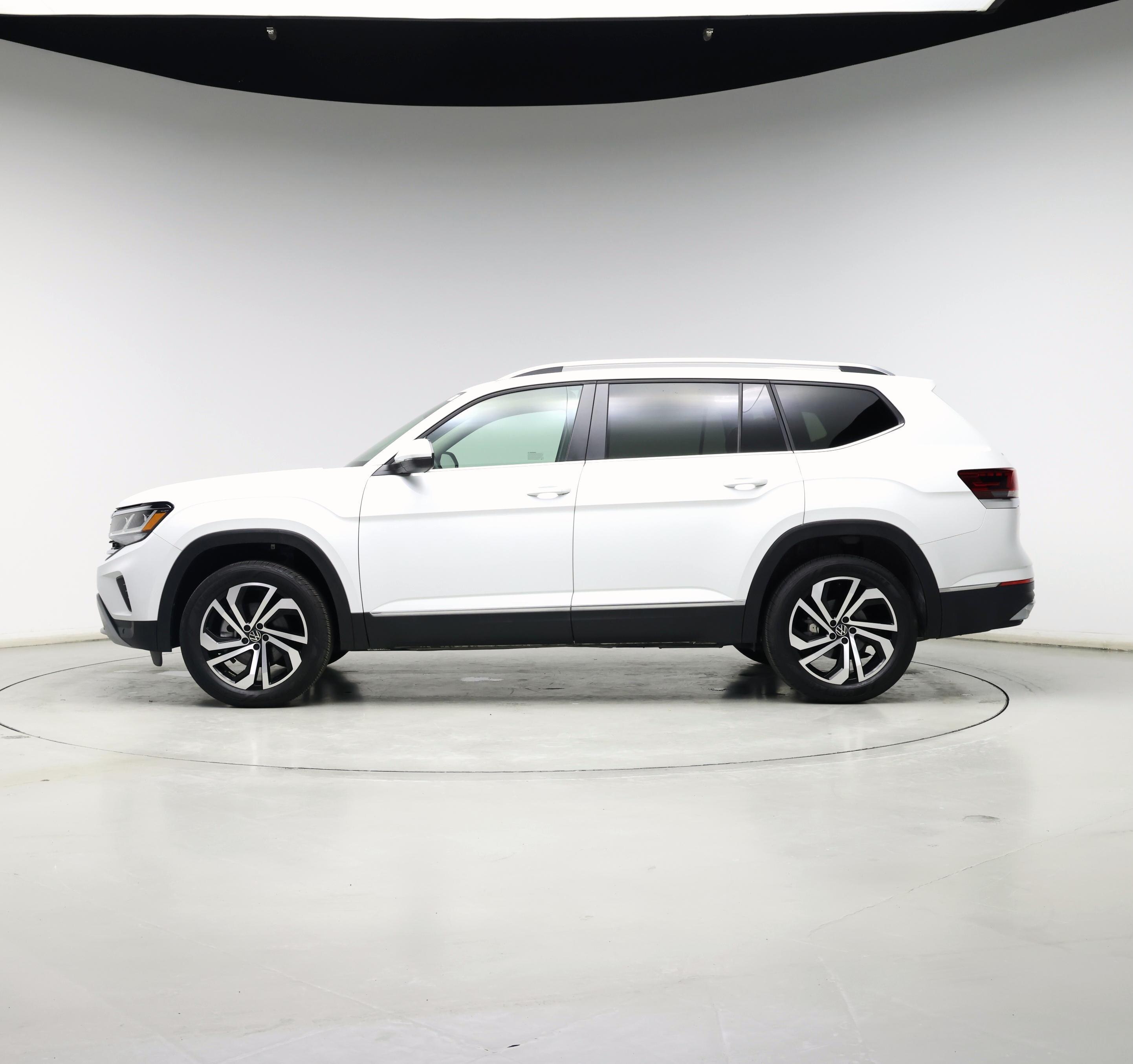 Thumbnail: 2023 Volkswagen Atlas - 3