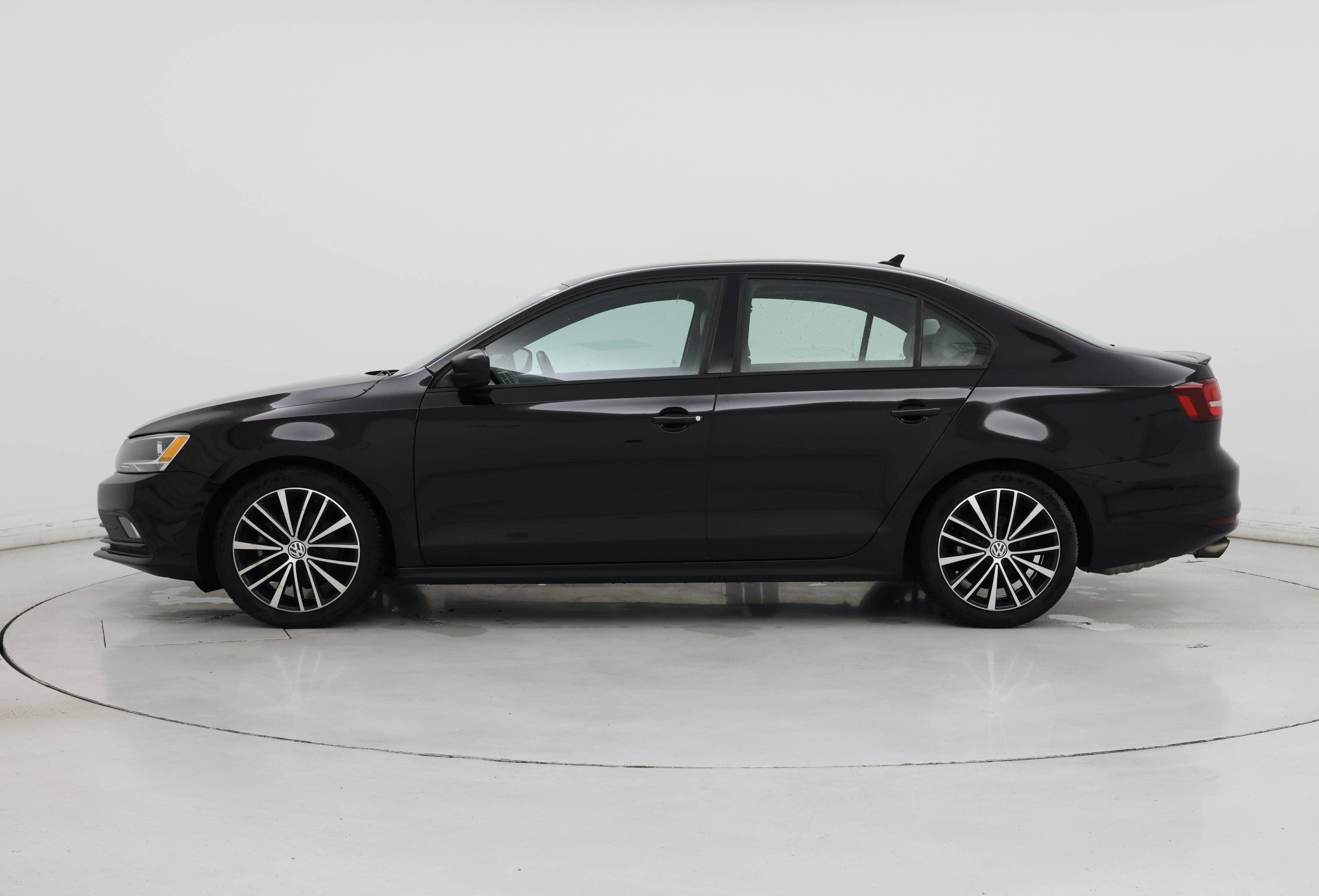 Thumbnail: 2016 Volkswagen Jetta - 3