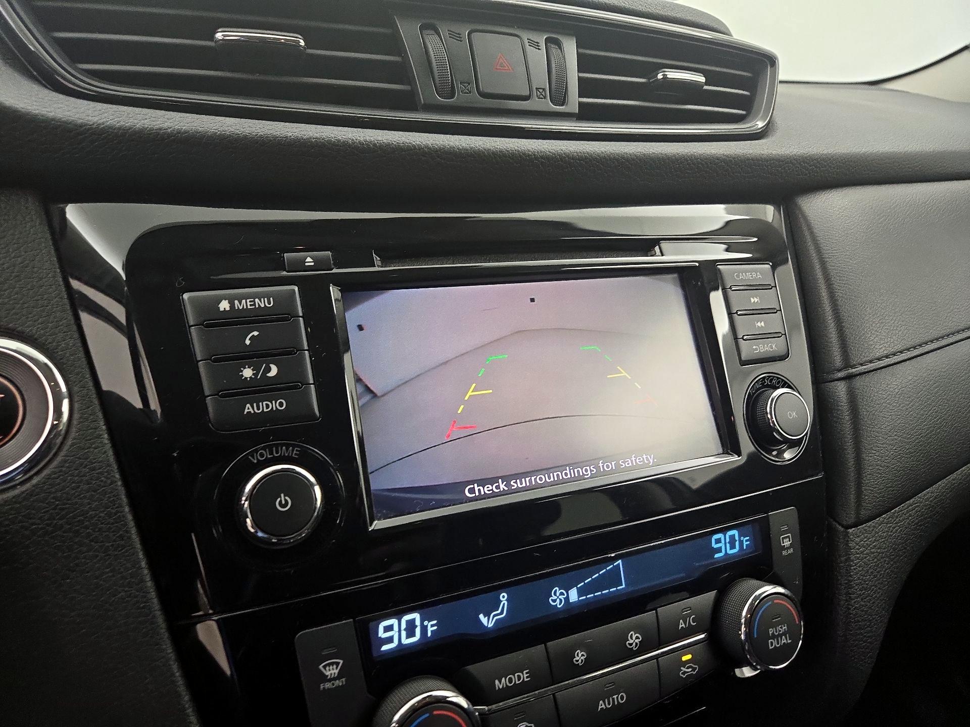 Thumbnail: 2019 Nissan Rogue - 14