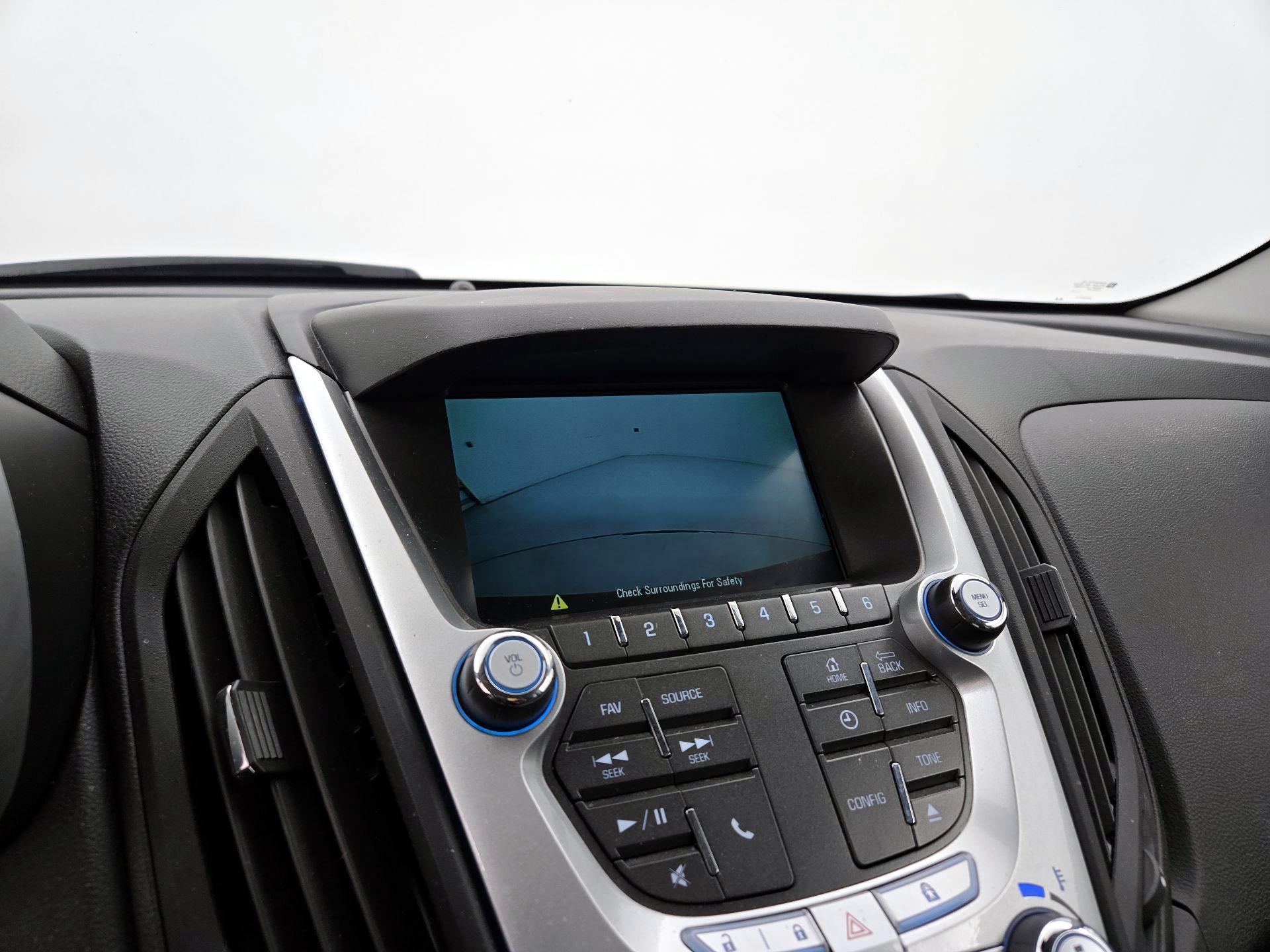 Thumbnail: 2014 Chevrolet Equinox - 14