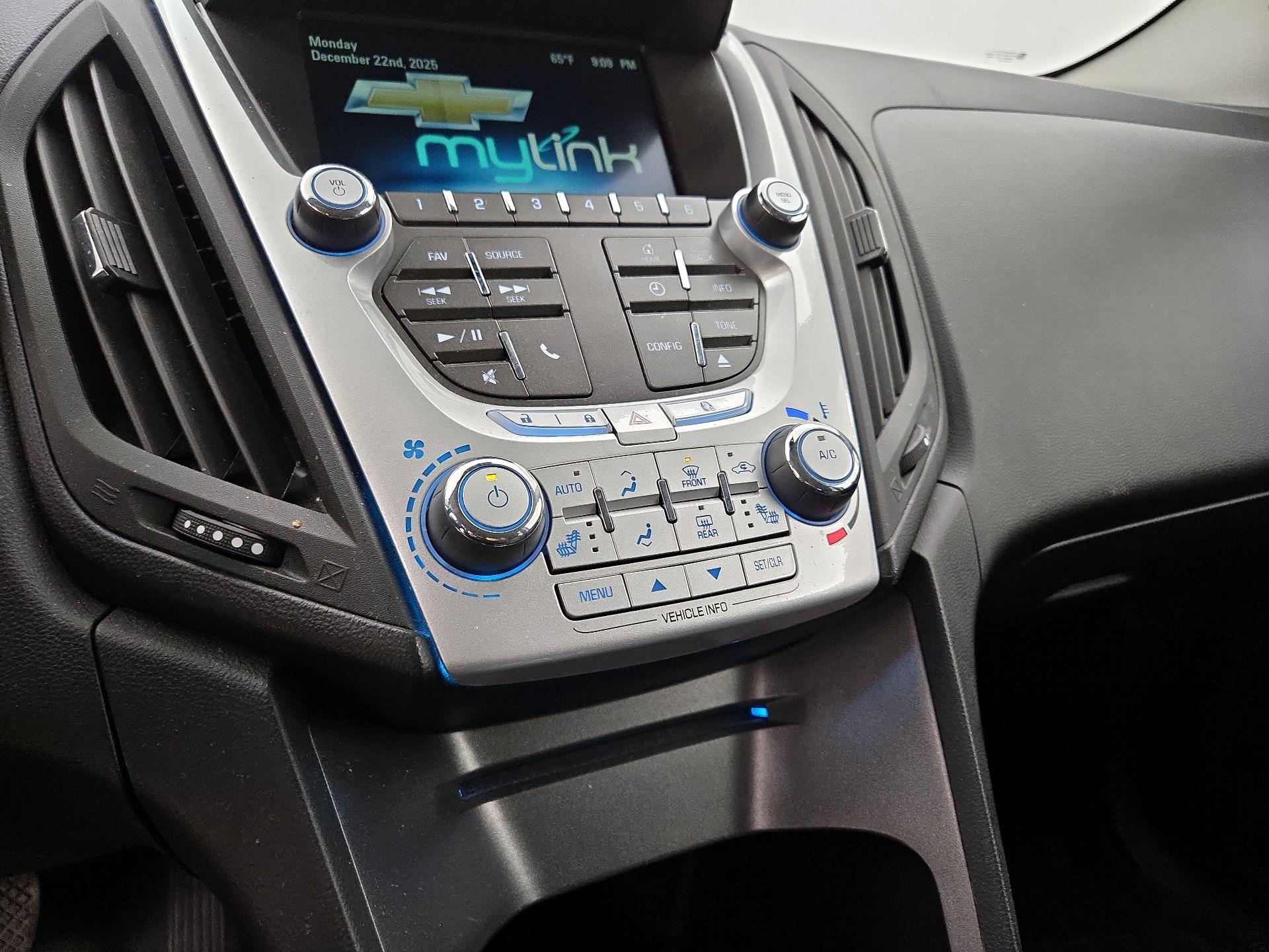 Thumbnail: 2014 Chevrolet Equinox - 16