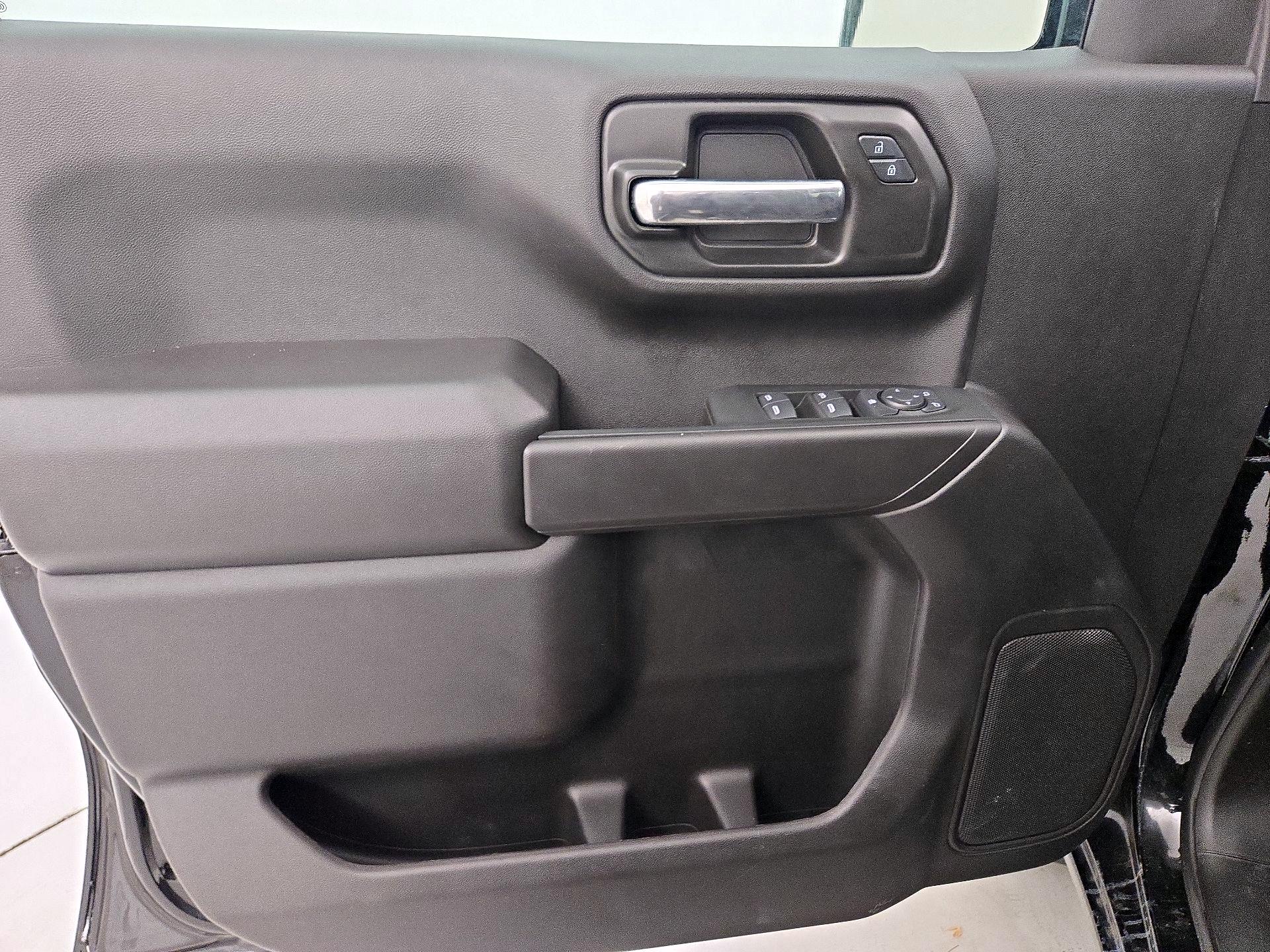 Thumbnail: 2024 Chevrolet Silverado 1500 - 12