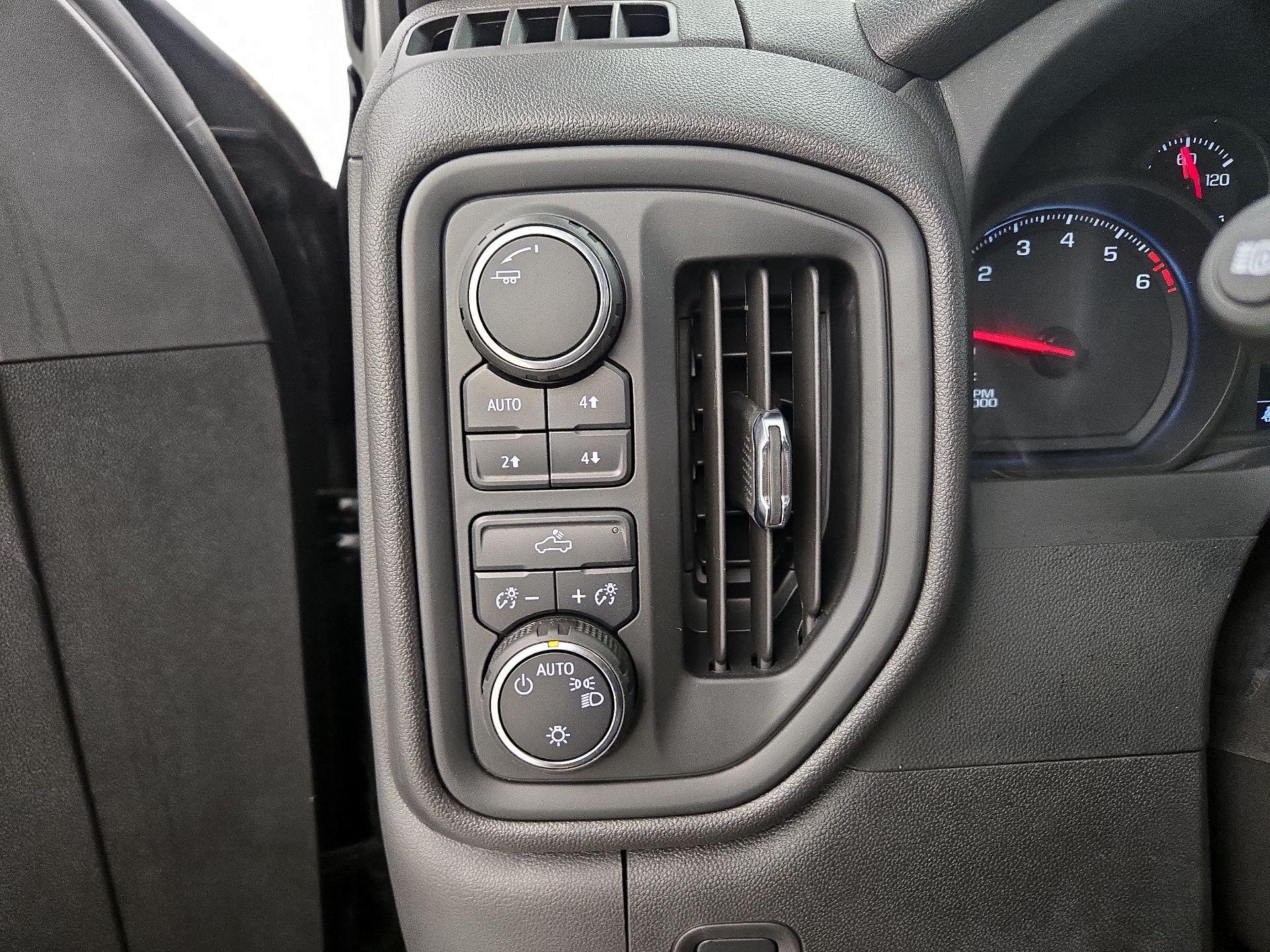 Thumbnail: 2024 Chevrolet Silverado 1500 - 13