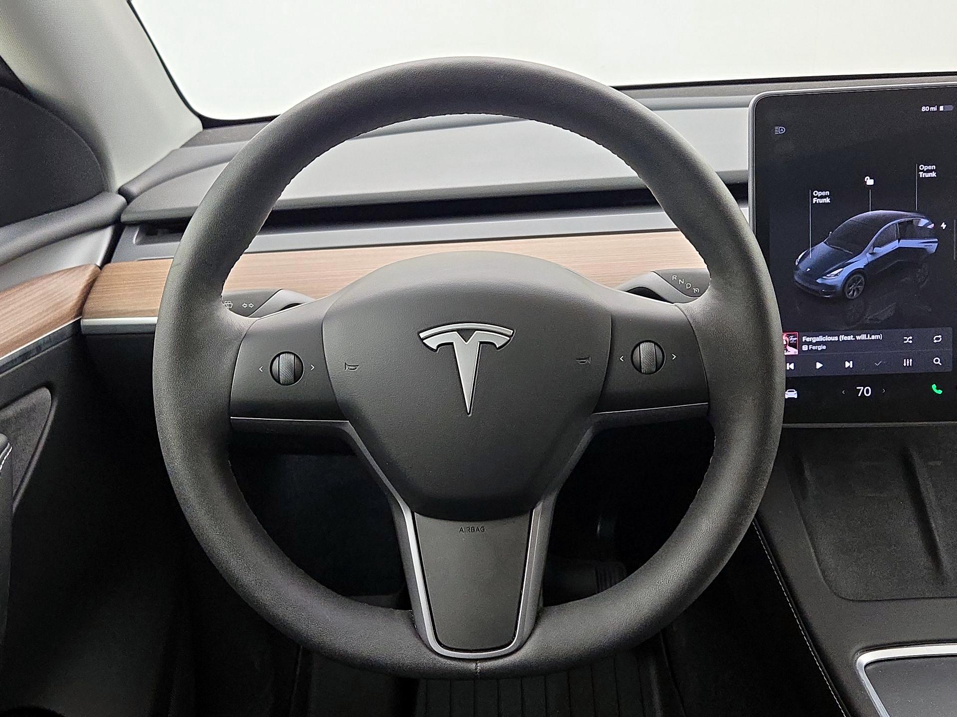 Thumbnail: 2025 Tesla Model Y - 10