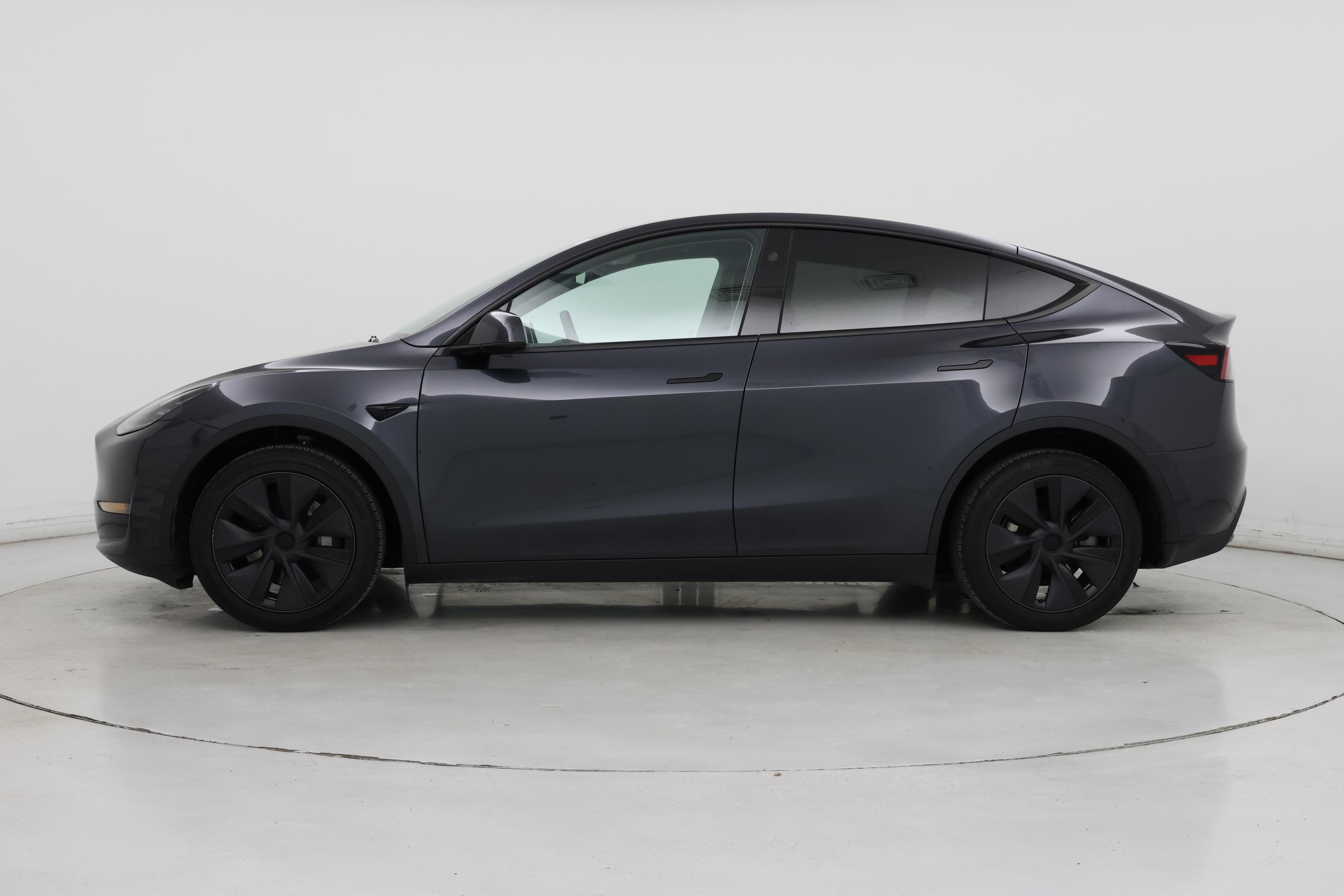 Thumbnail: 2025 Tesla Model Y - 3